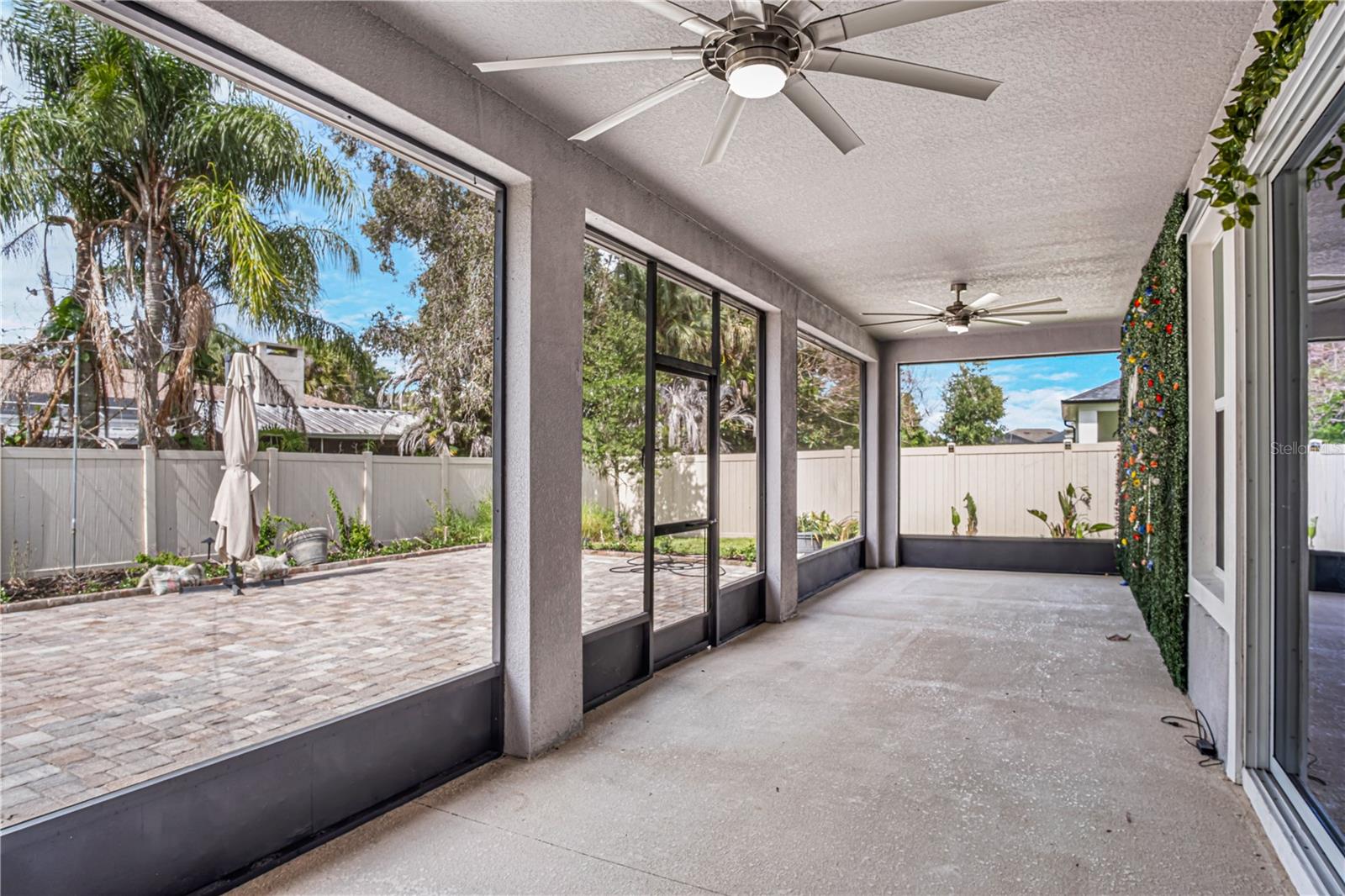 COUNTRY CLUB LAKES ESTATES - Residential
