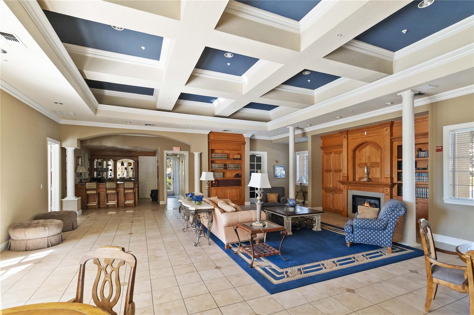 VISCONTI WEST CONDO - Residential