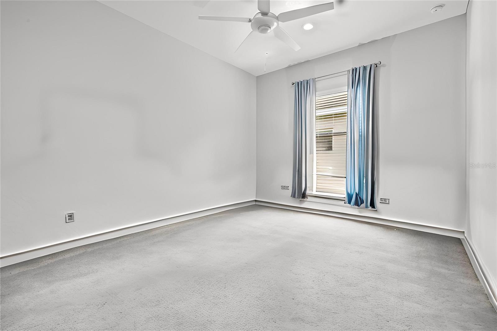 GRAND PALM PH 3B - Residential