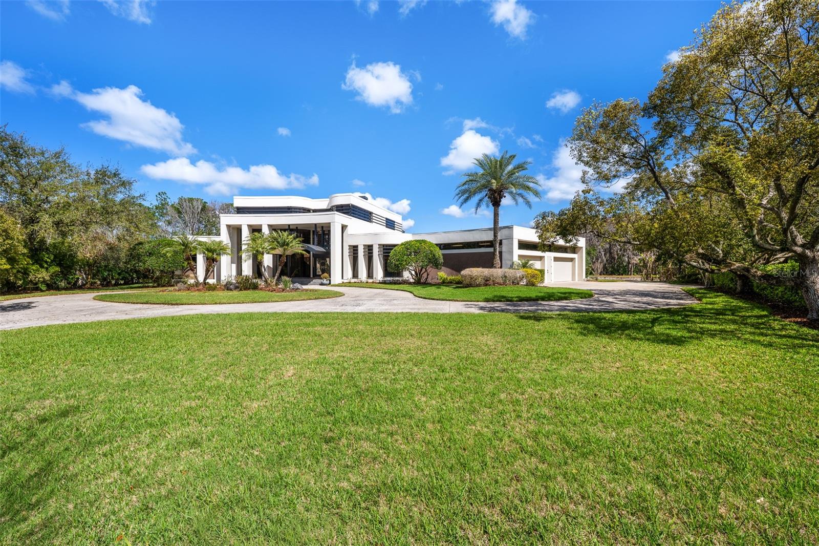 CHEVAL POLO & GOLF CL PHAS - Residential