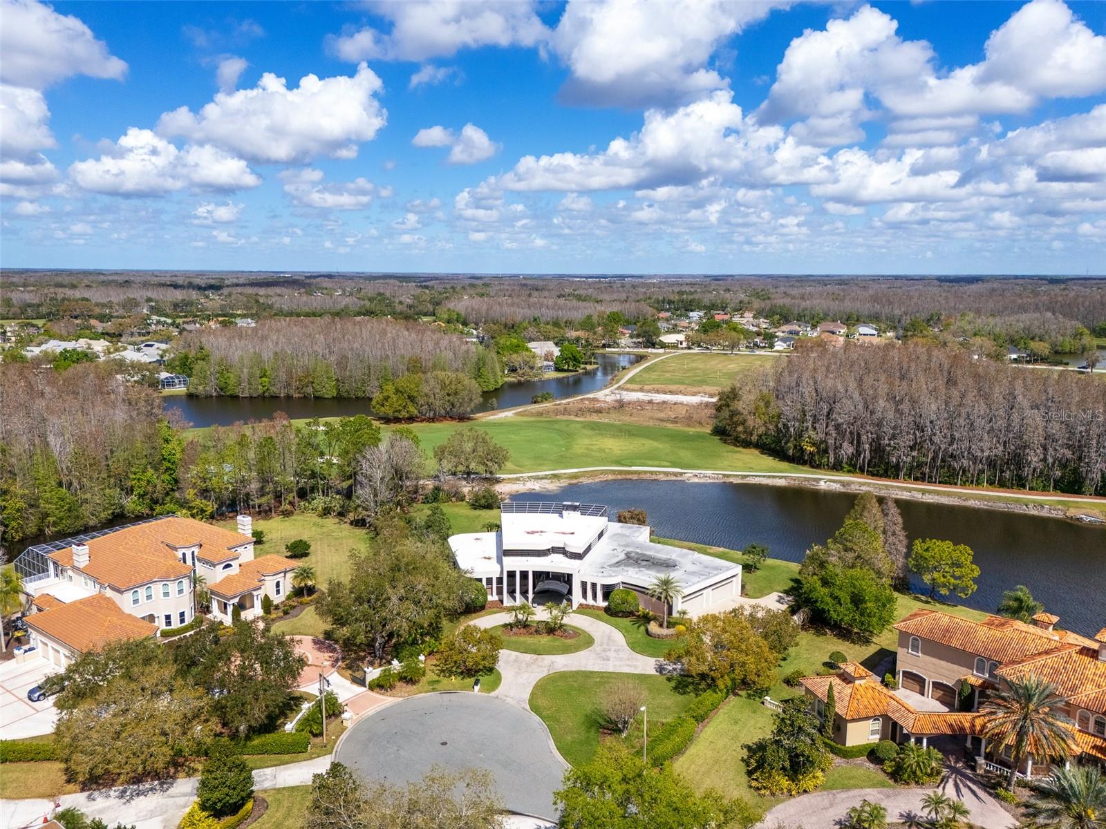 CHEVAL POLO & GOLF CL PHAS - Residential