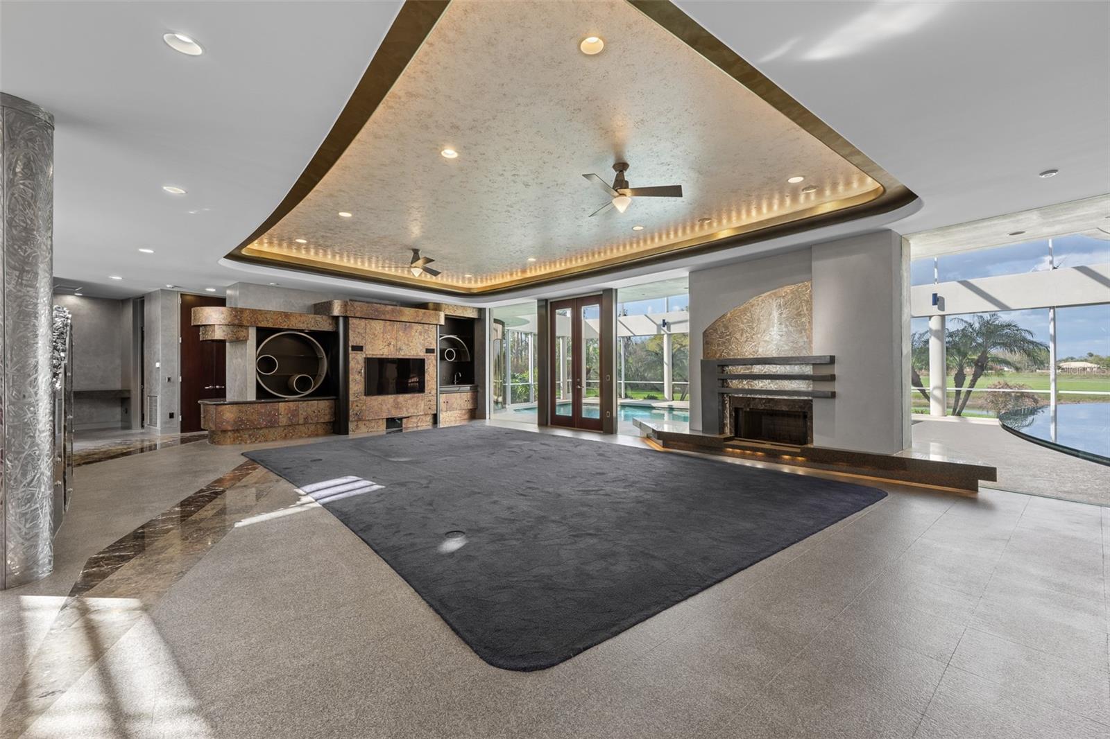 CHEVAL POLO & GOLF CL PHAS - Residential