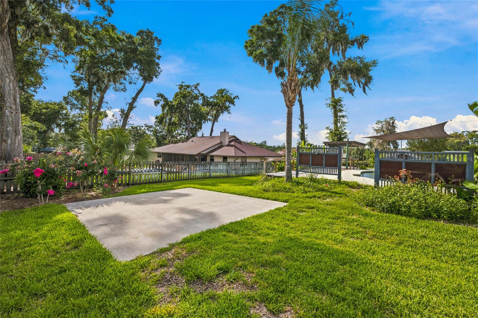 QUAIL CREEK - Residential