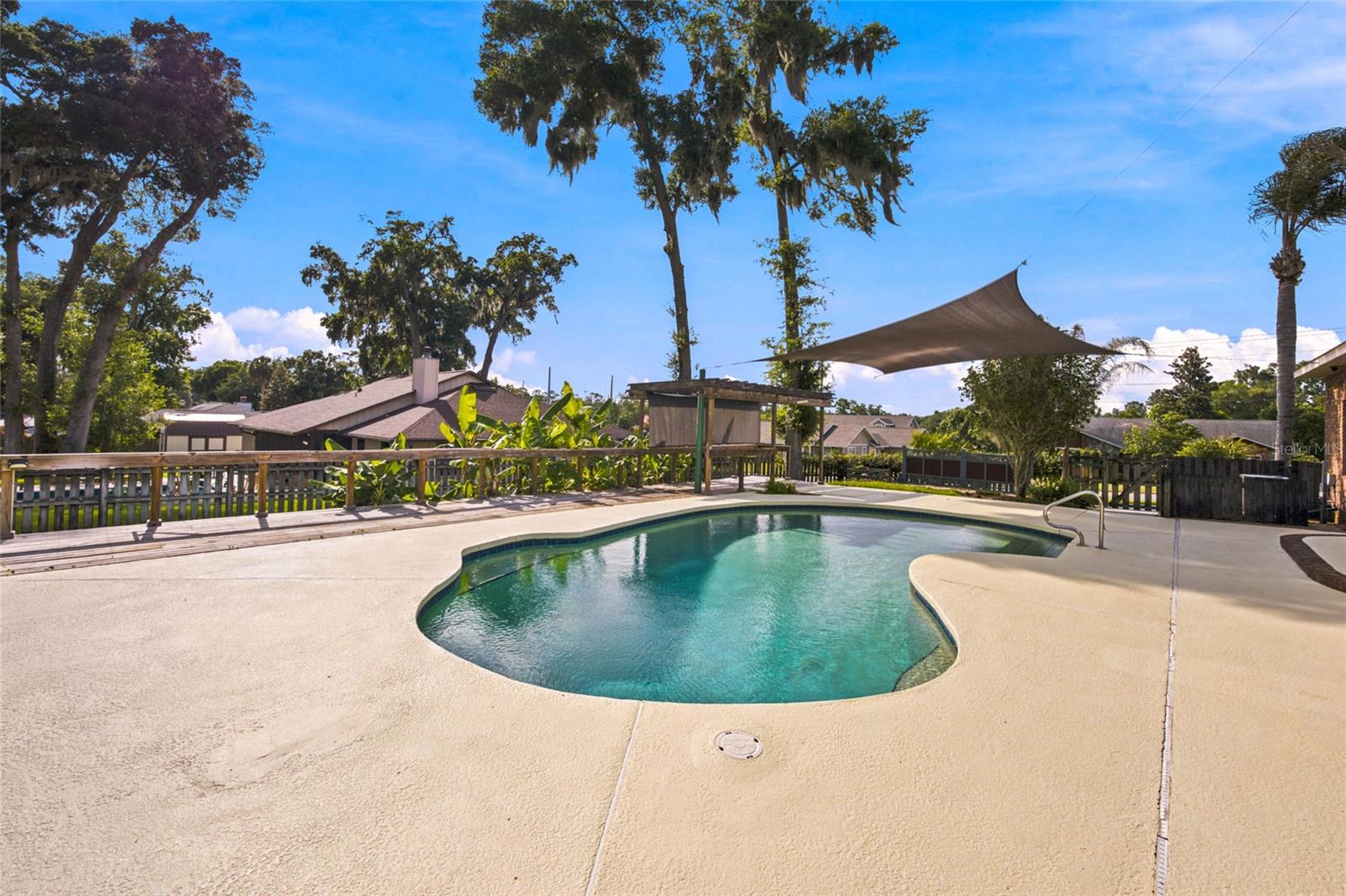 QUAIL CREEK - Residential