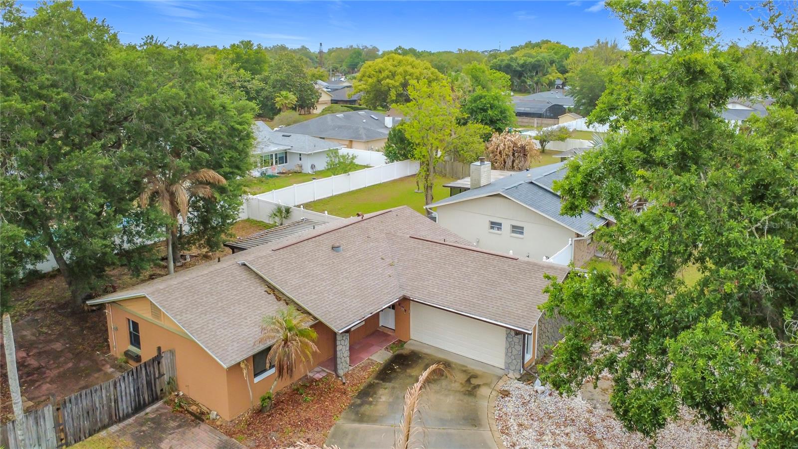 HOWELL BRANCH WOODS - Residential