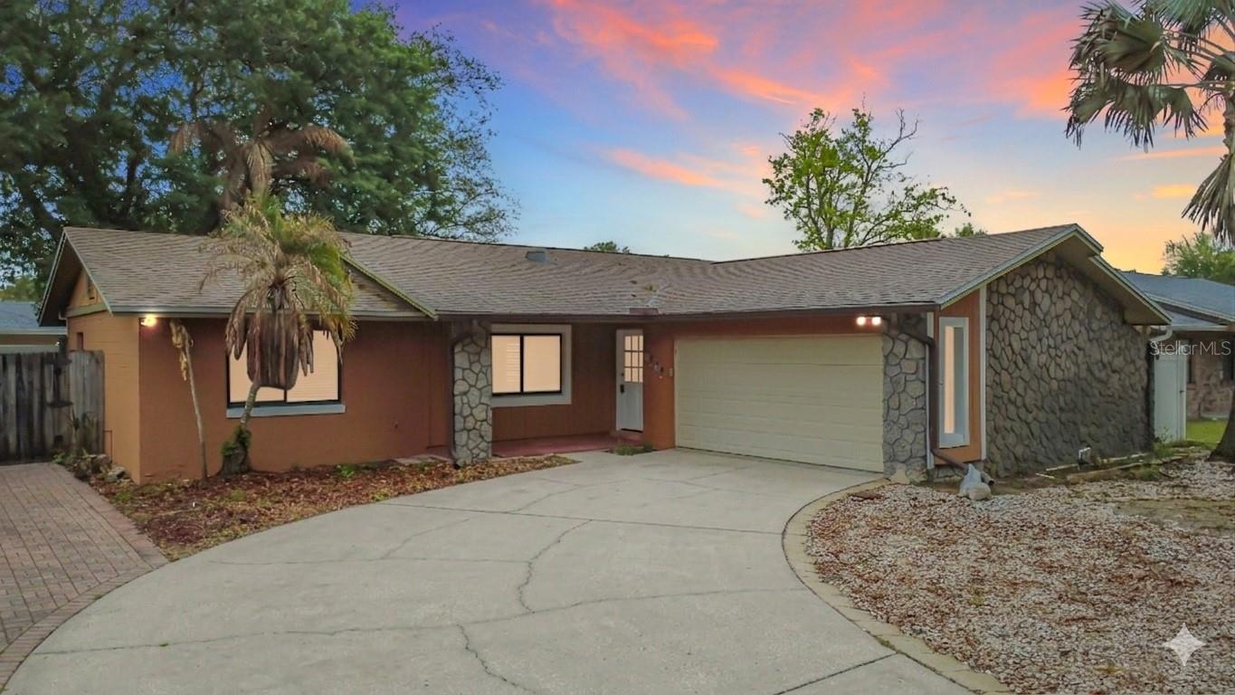 HOWELL BRANCH WOODS - Residential
