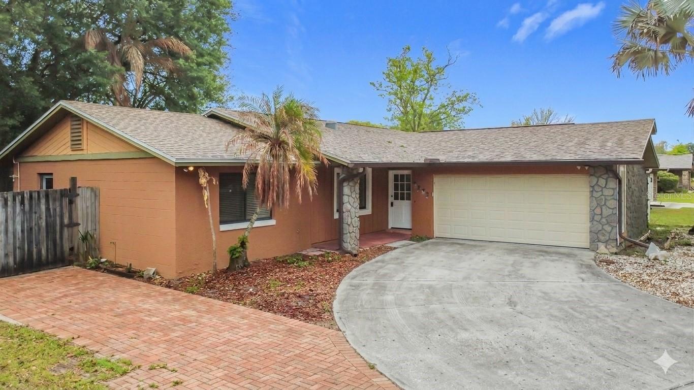 HOWELL BRANCH WOODS - Residential