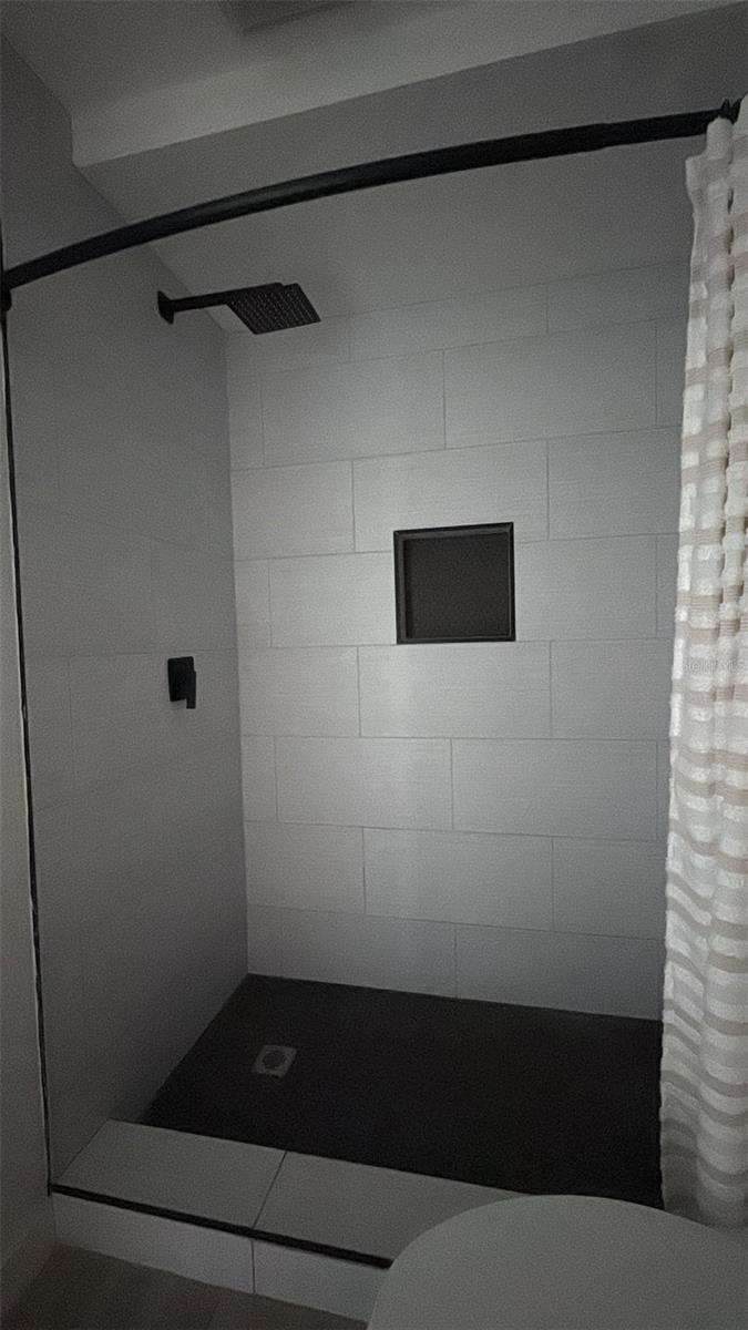 JEFFERSON CLUB - Residential Lease