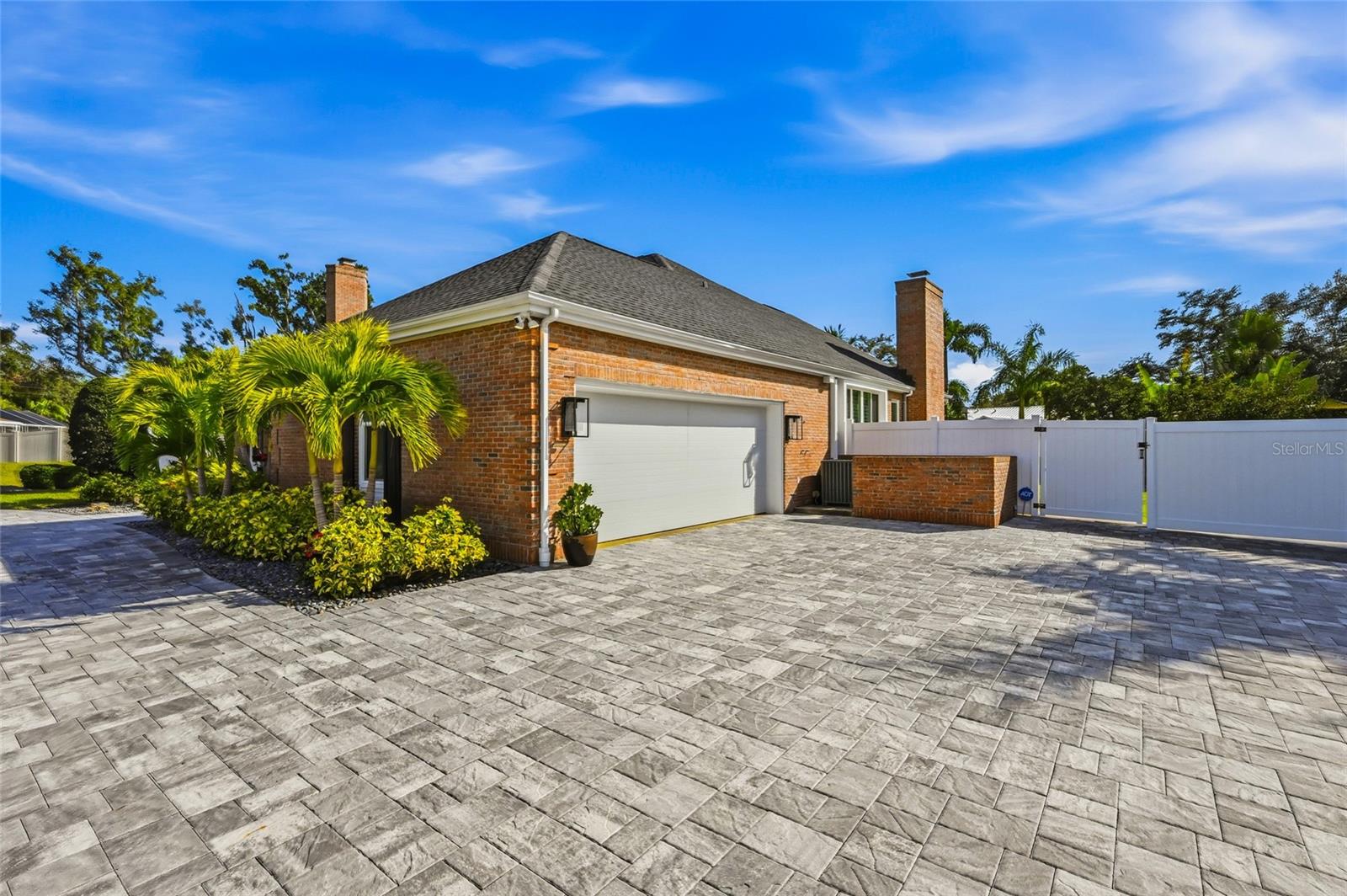 RIVERVIEW PINES - Residential