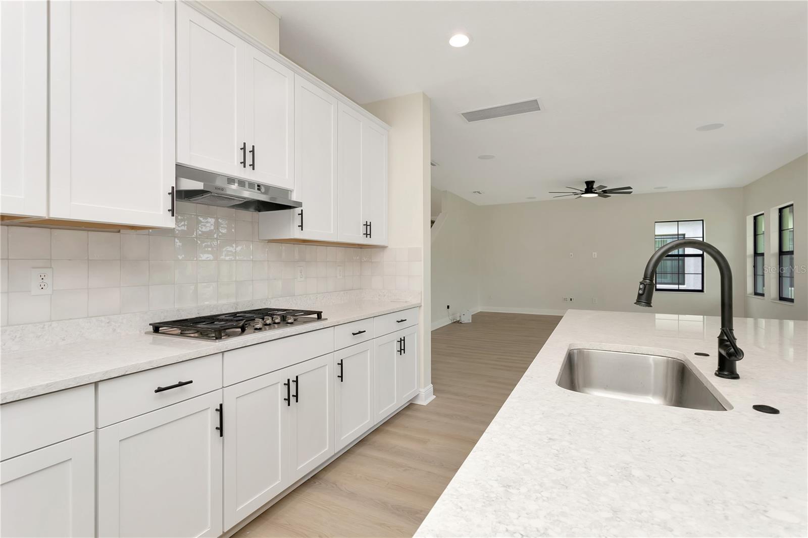 B & D HAWKSTONE PH 2 - Residential