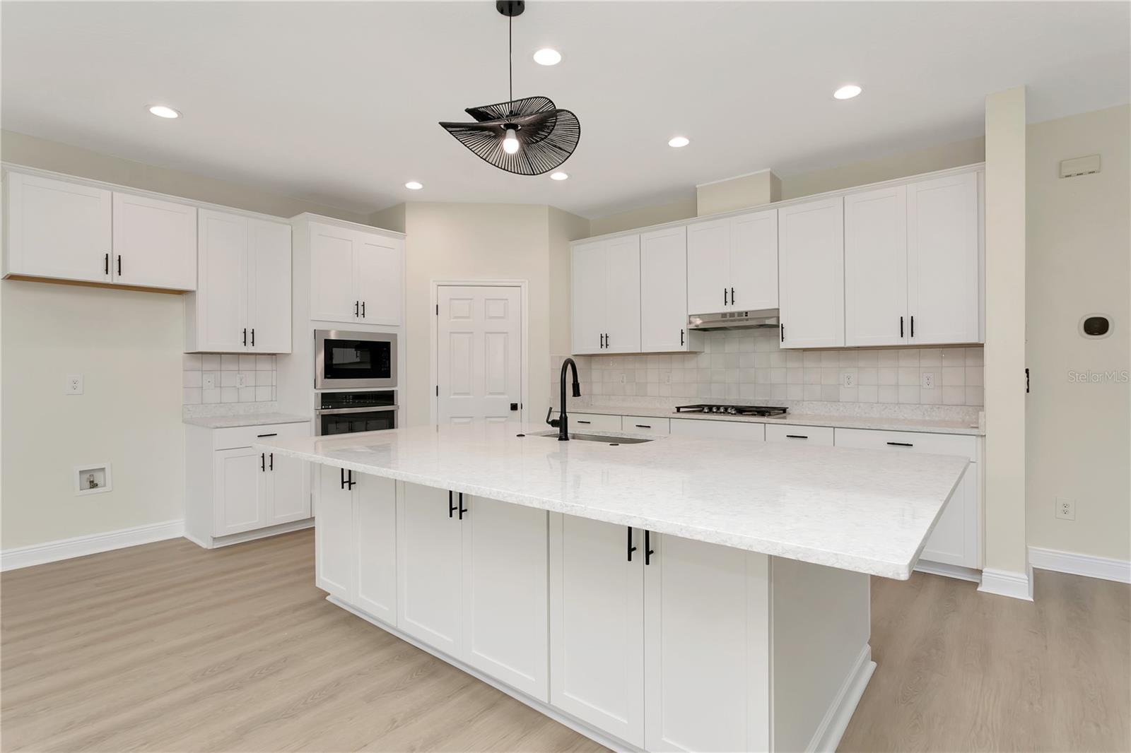 B & D HAWKSTONE PH 2 - Residential