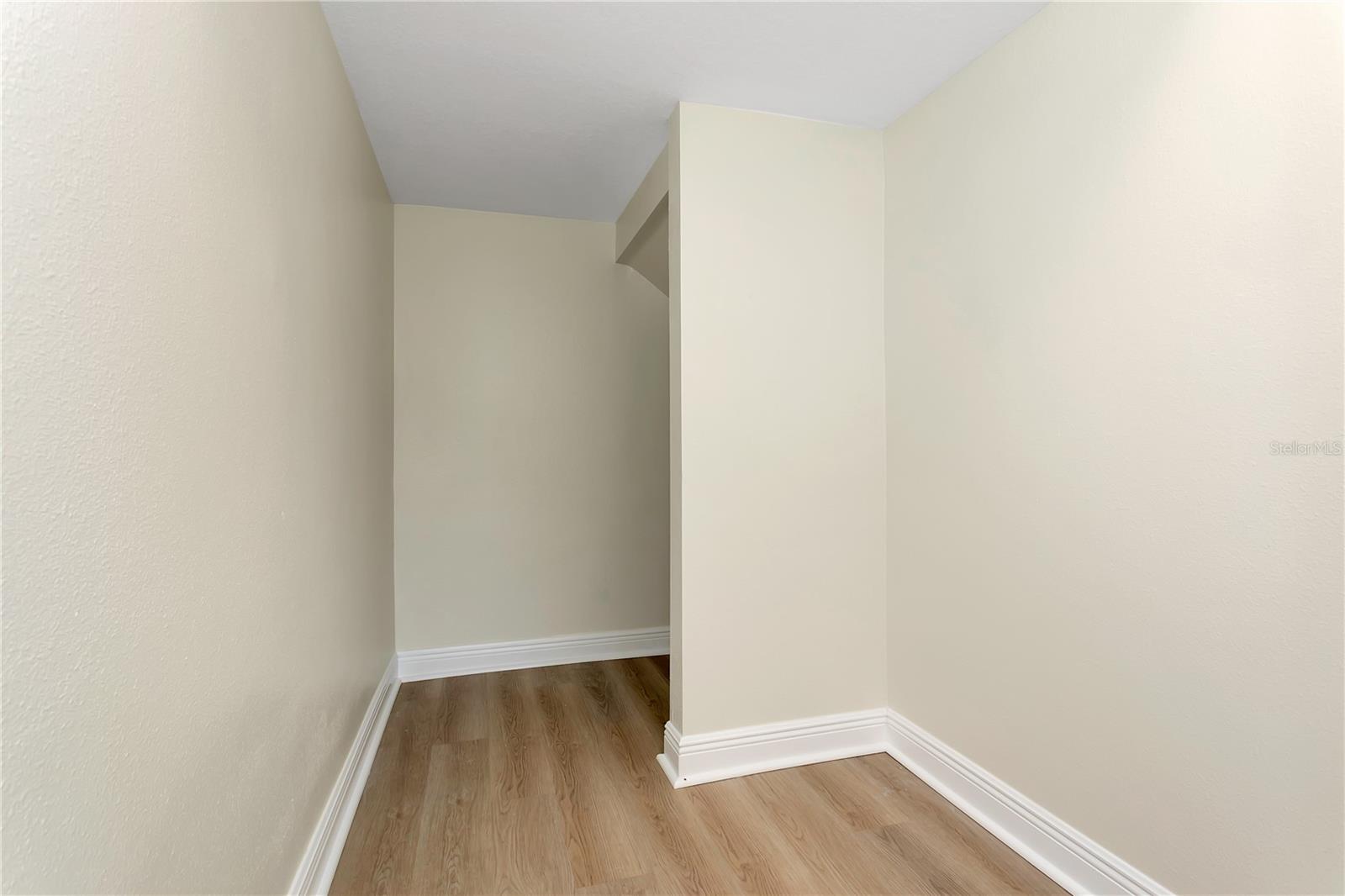 B & D HAWKSTONE PH 2 - Residential