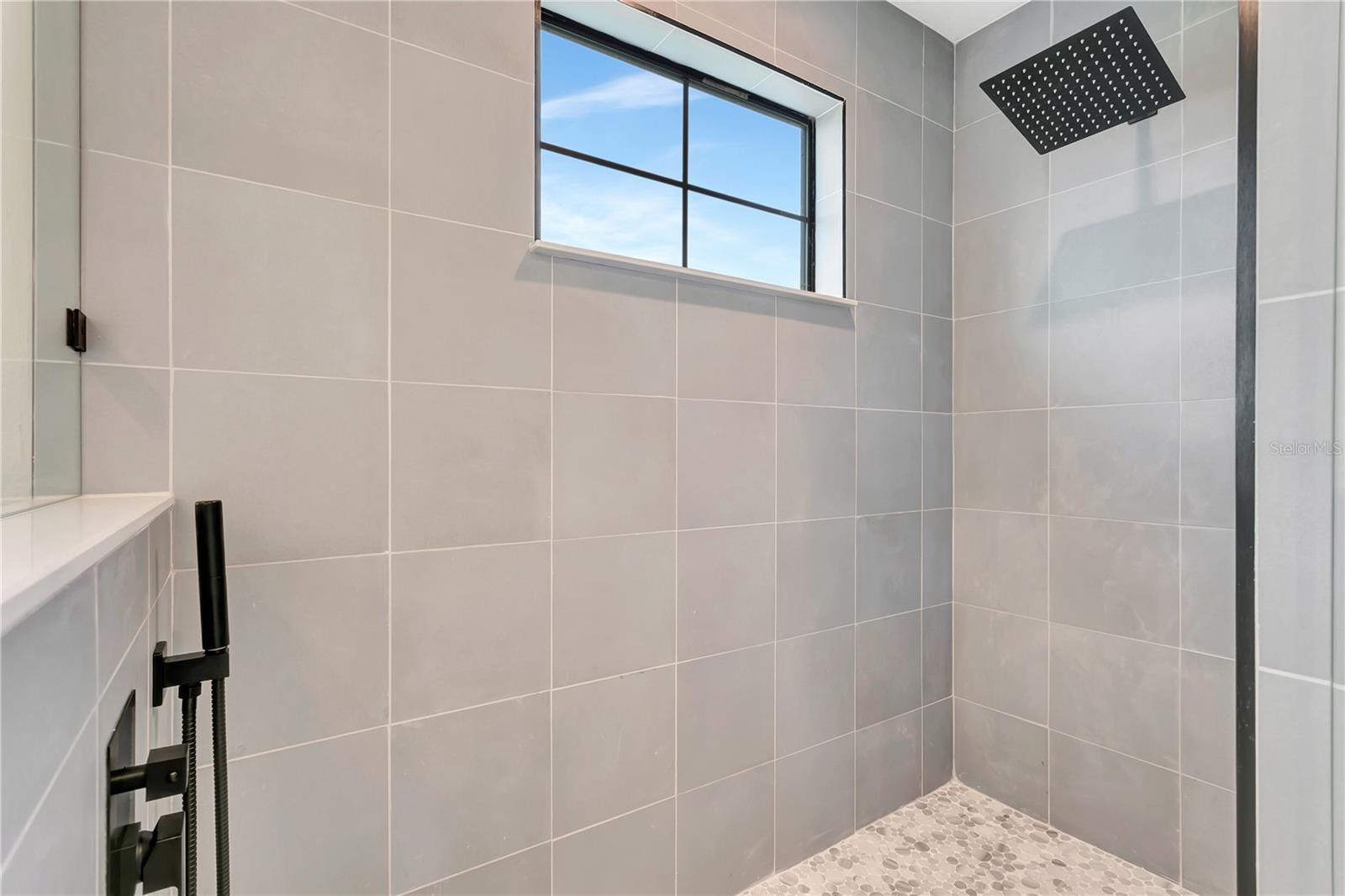B & D HAWKSTONE PH 2 - Residential