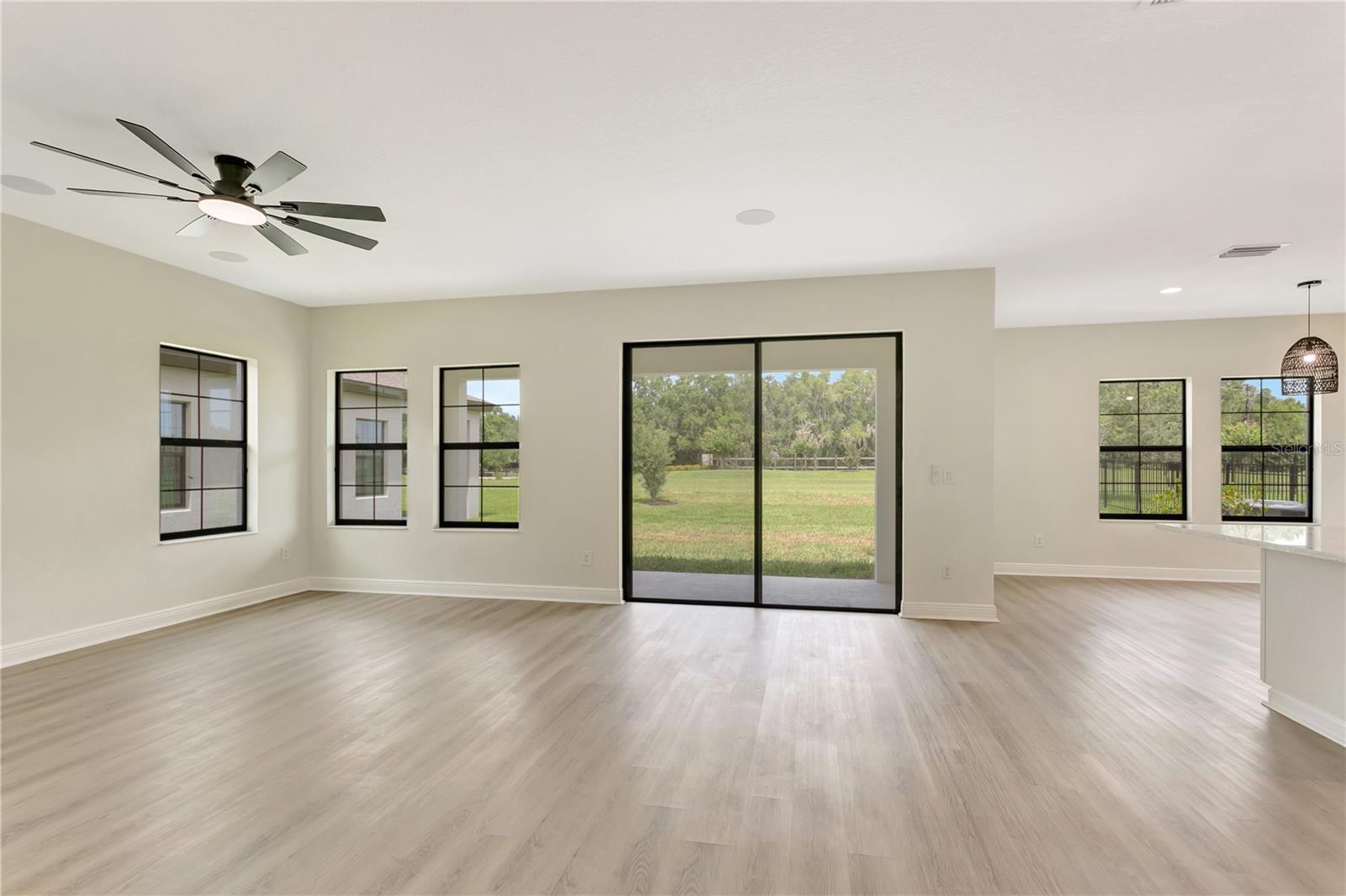 B & D HAWKSTONE PH 2 - Residential