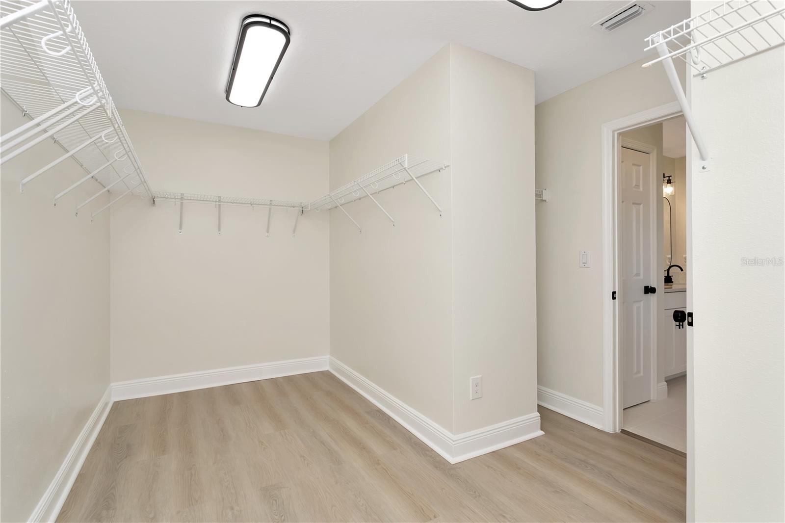 B & D HAWKSTONE PH 2 - Residential