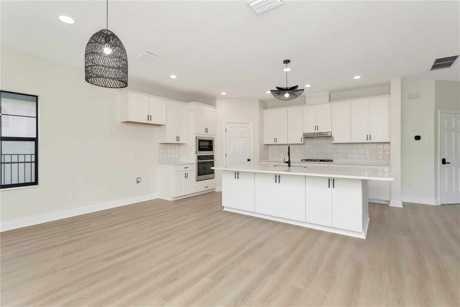 B & D HAWKSTONE PH 2 - Residential