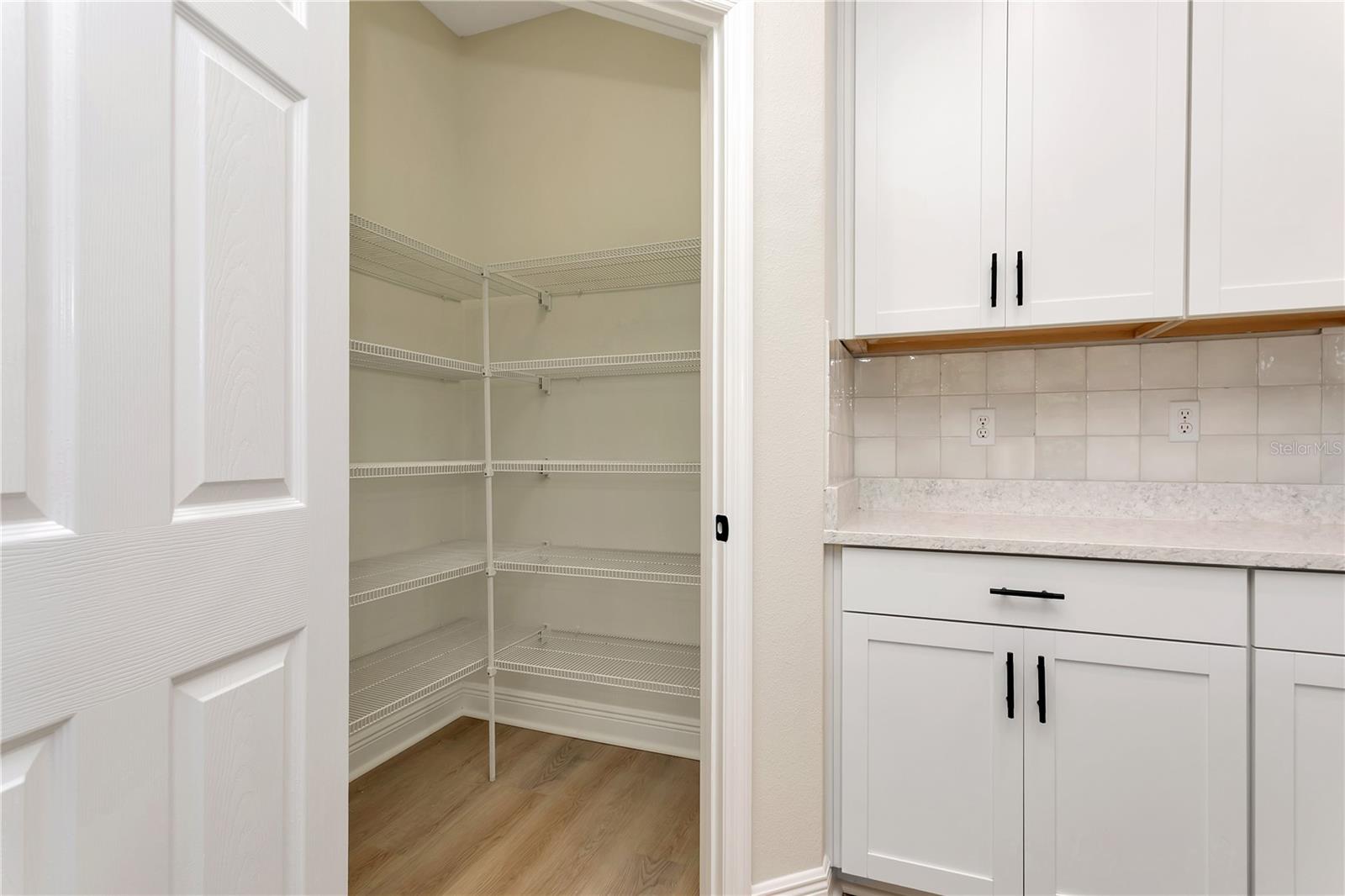 B & D HAWKSTONE PH 2 - Residential