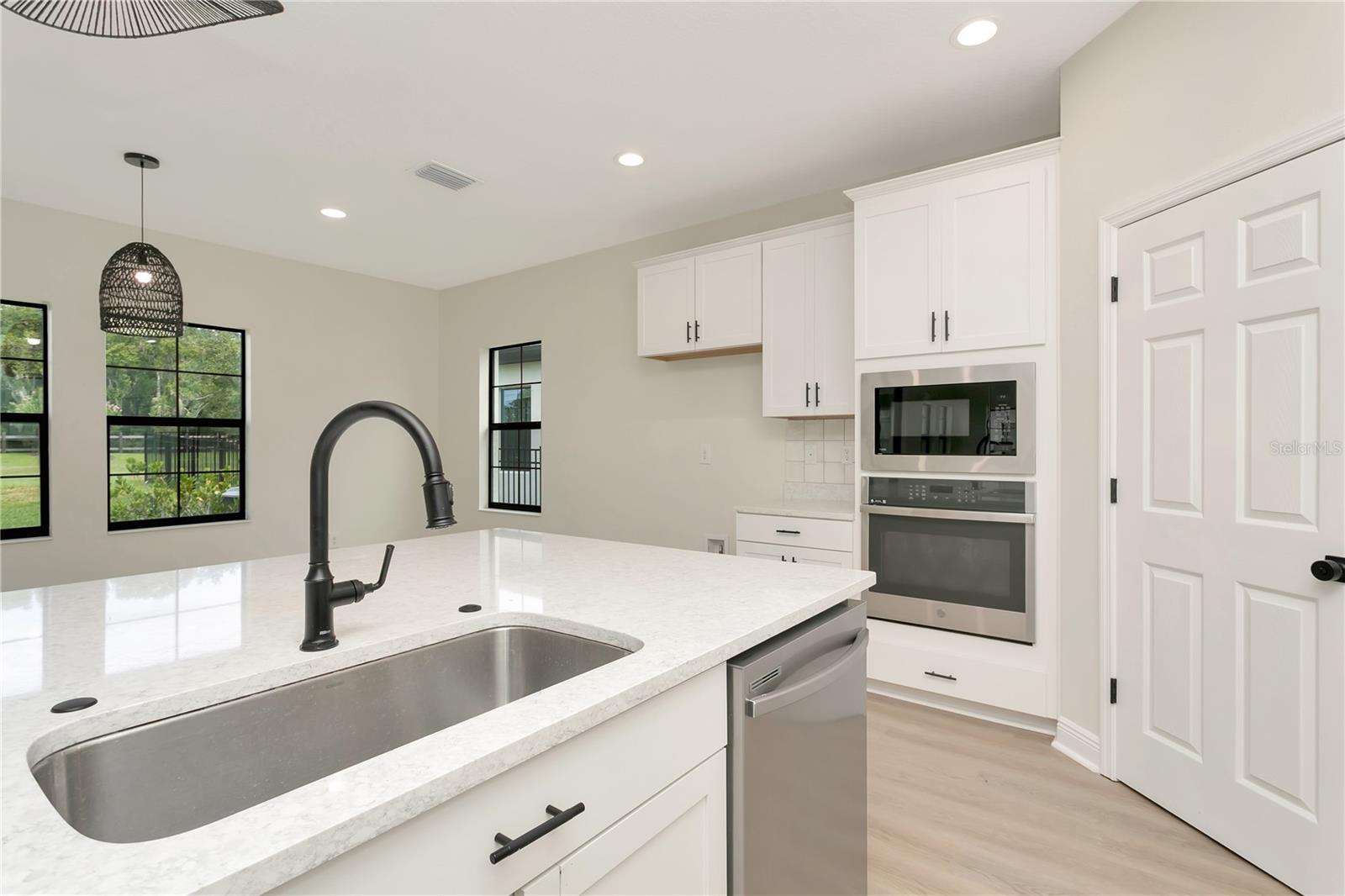 B & D HAWKSTONE PH 2 - Residential
