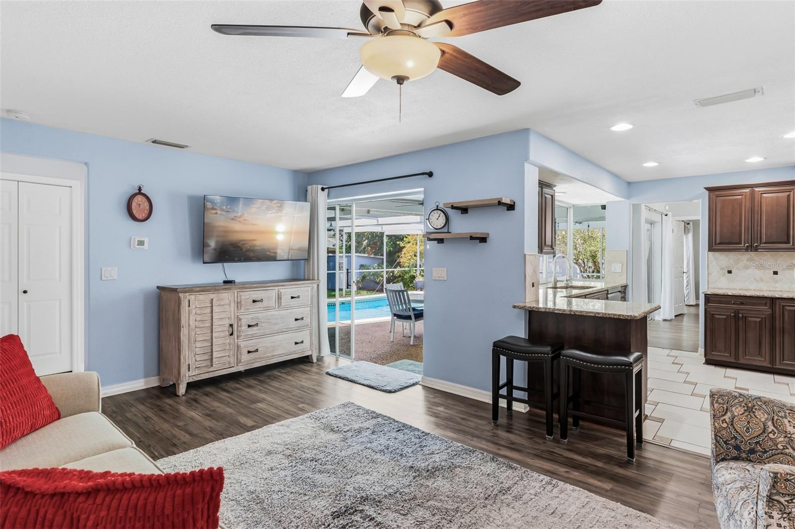 BAYHILLS SUB - Residential