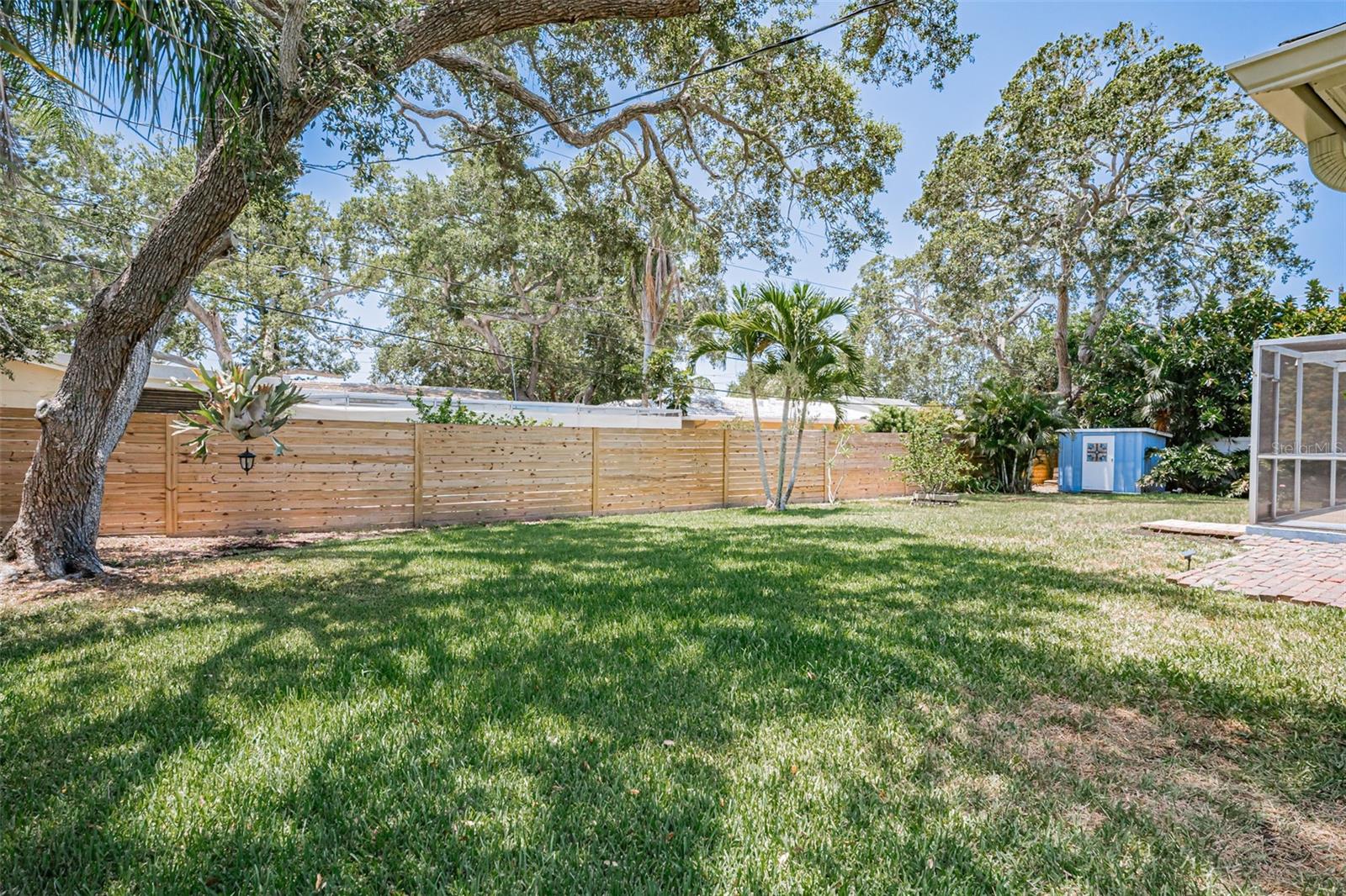 BAYHILLS SUB - Residential