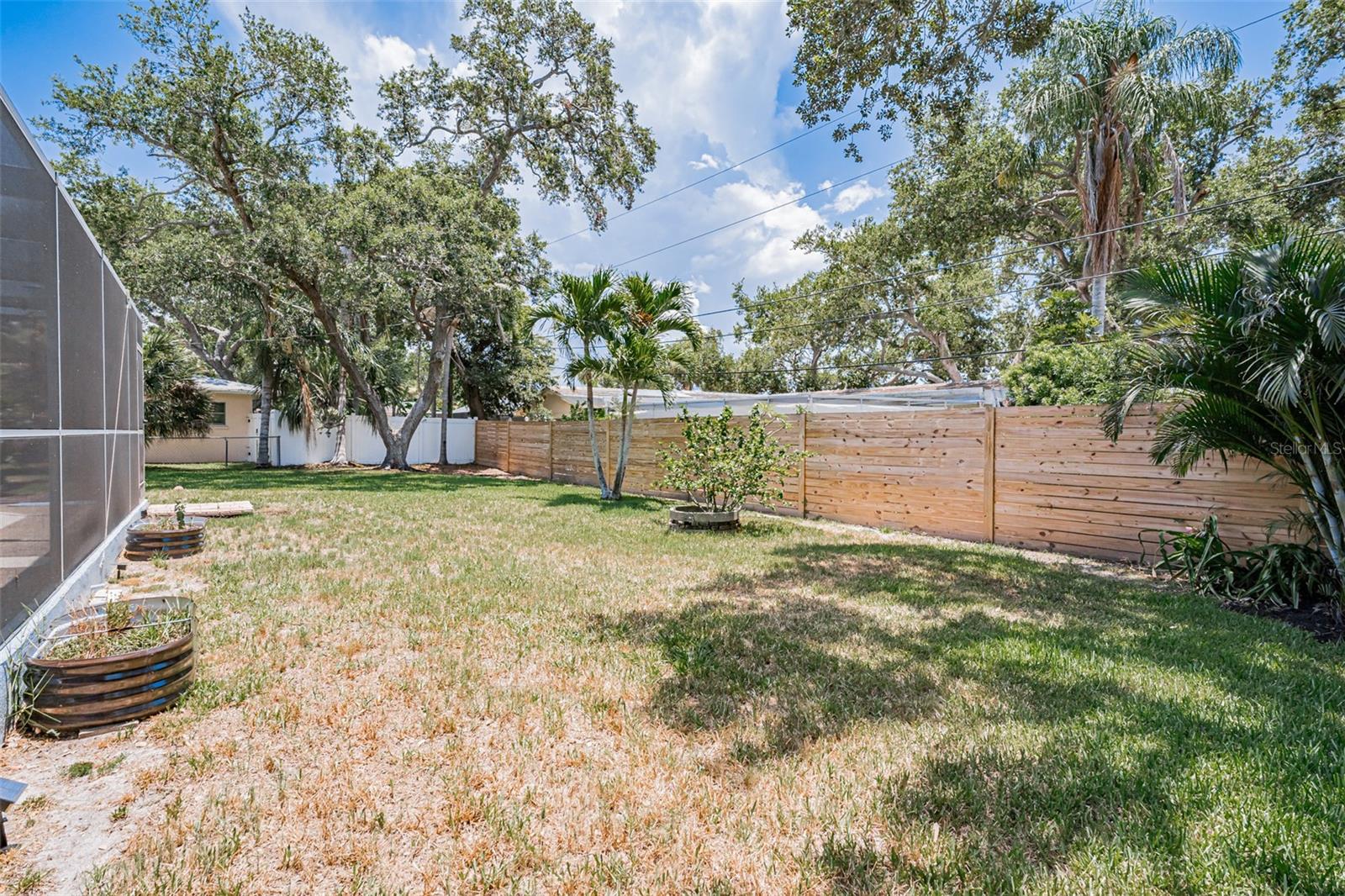 BAYHILLS SUB - Residential