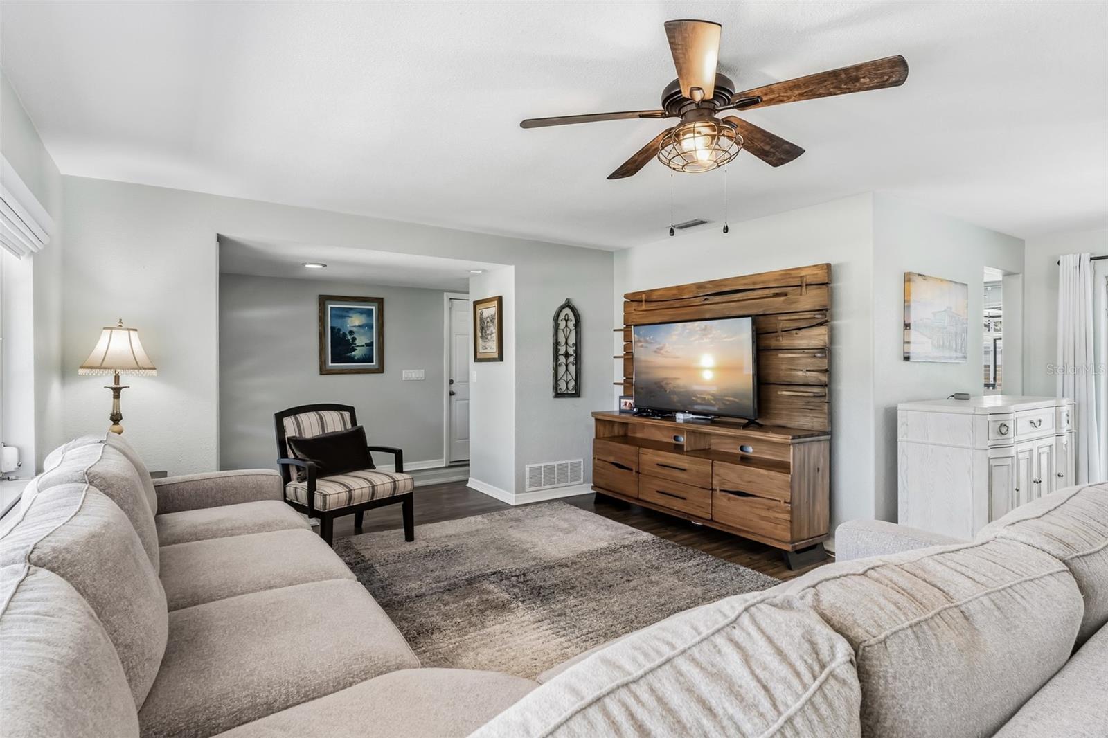 BAYHILLS SUB - Residential