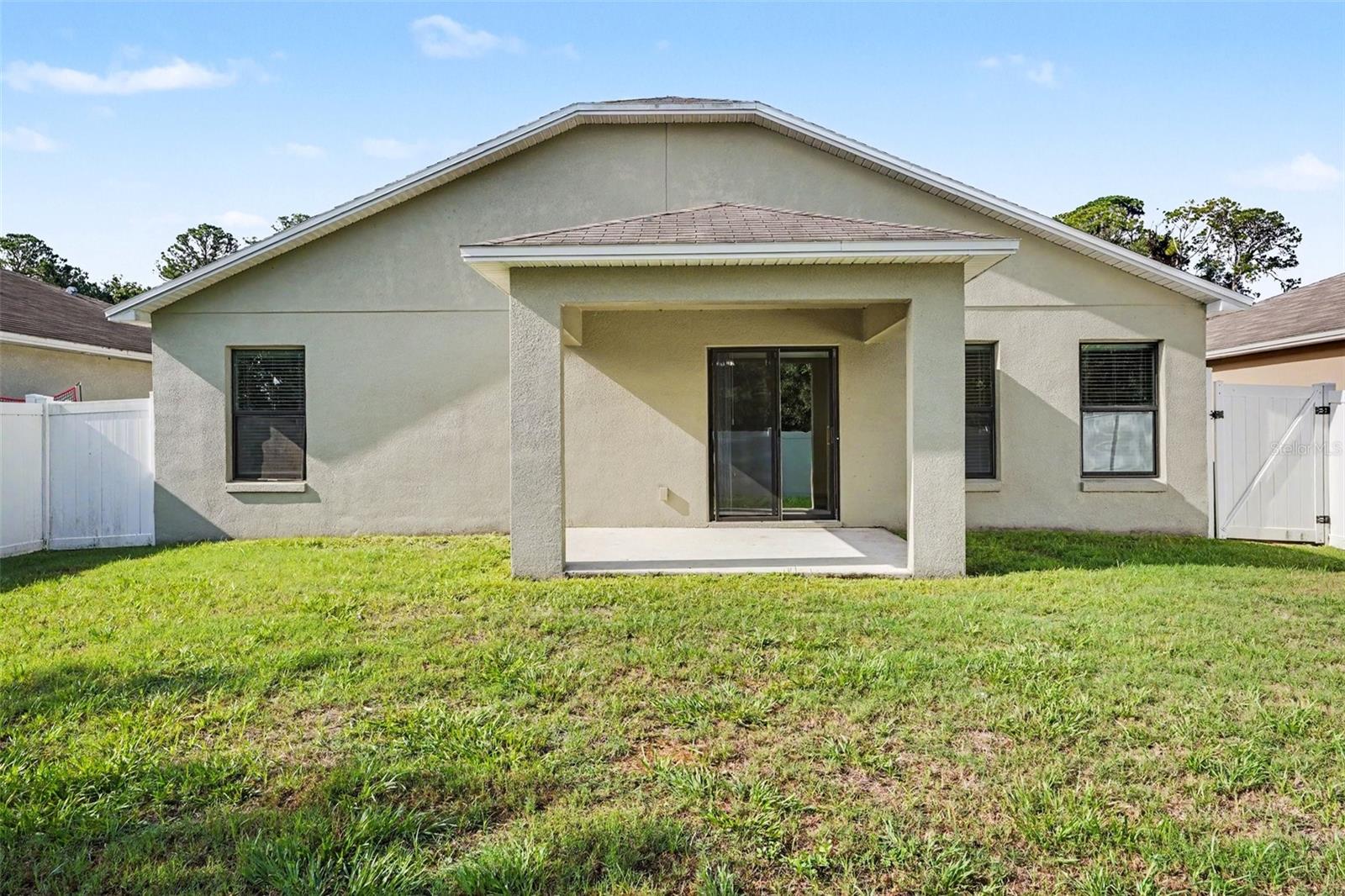 CENTRAL POINTE - Residential