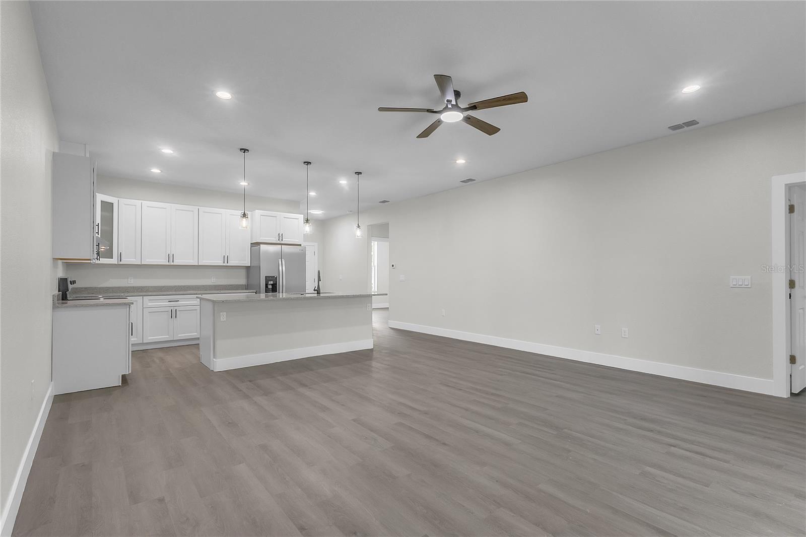 PALM COAST/EASTHAMPTON SEC 34 - Residential Income