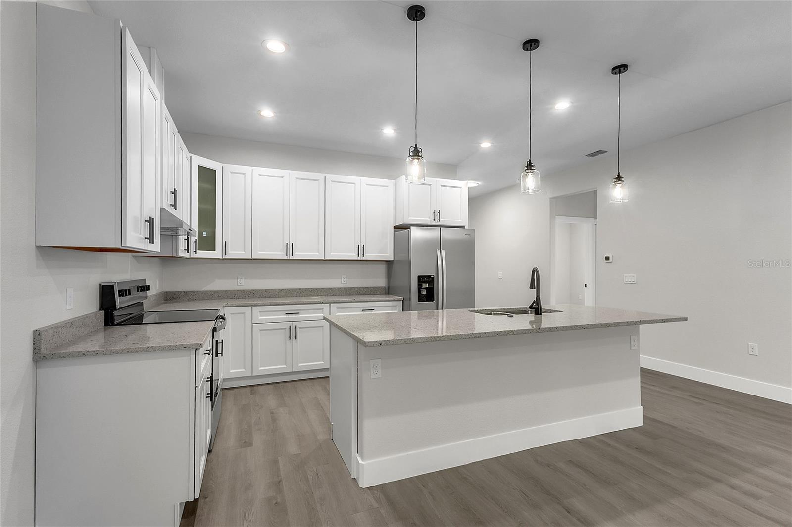 PALM COAST/EASTHAMPTON SEC 34 - Residential Income