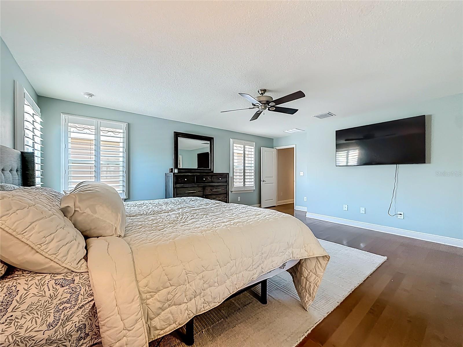 COVE AT BAY PINES - Residential