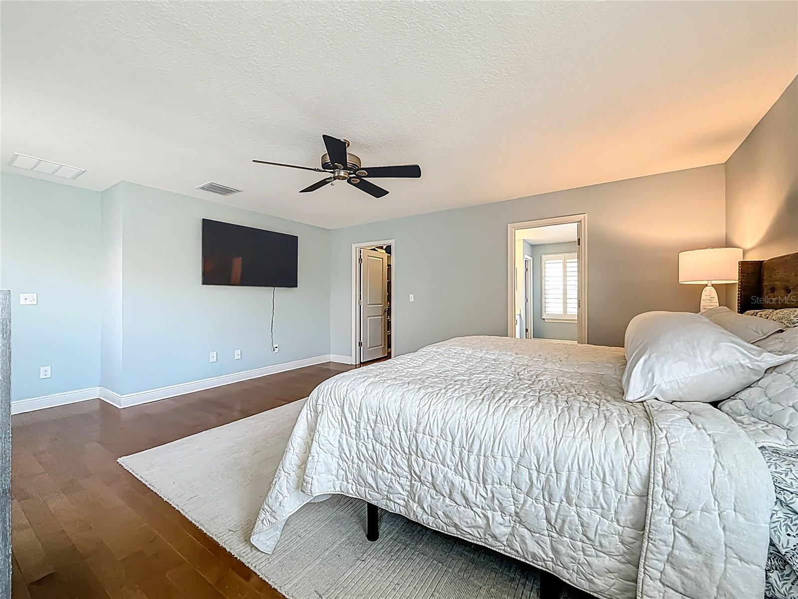 COVE AT BAY PINES - Residential