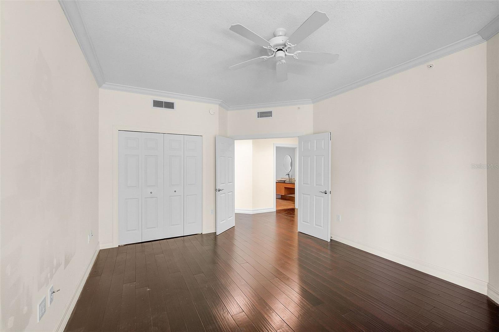 MERIDIAN AT THE OAKS PRESERVE - Residential