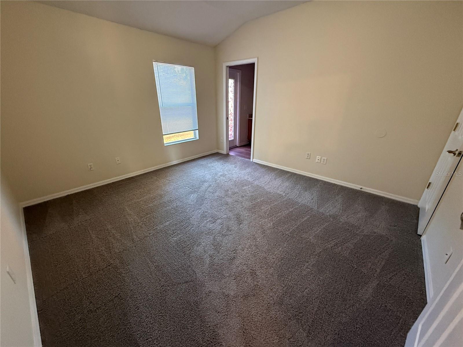 DELTONA LAKES UNIT 43 - Residential Lease