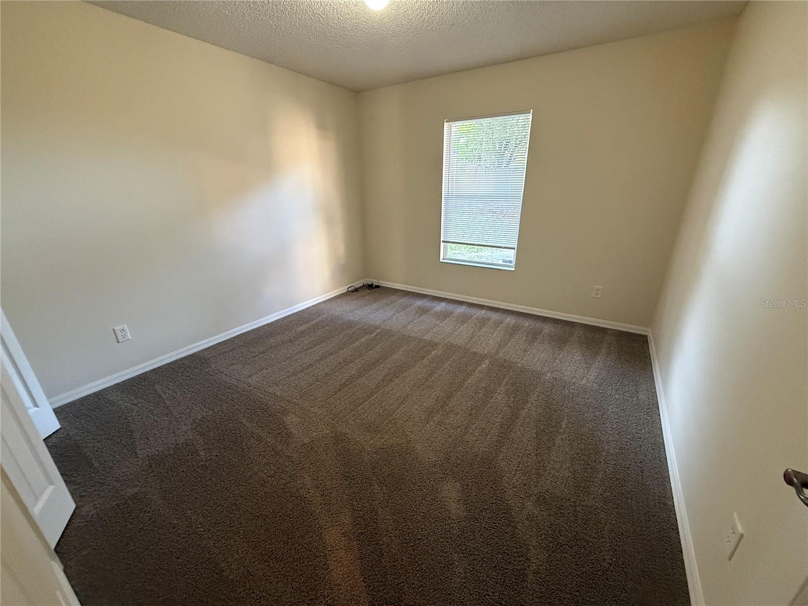DELTONA LAKES UNIT 43 - Residential Lease