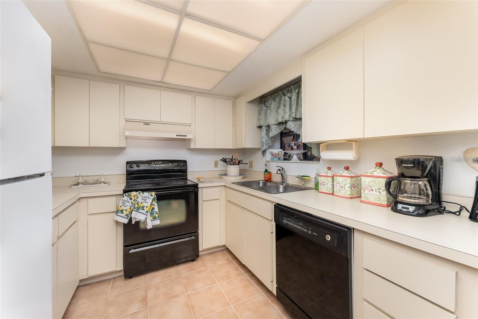 MEADOWCROFT SOUTH - Residential