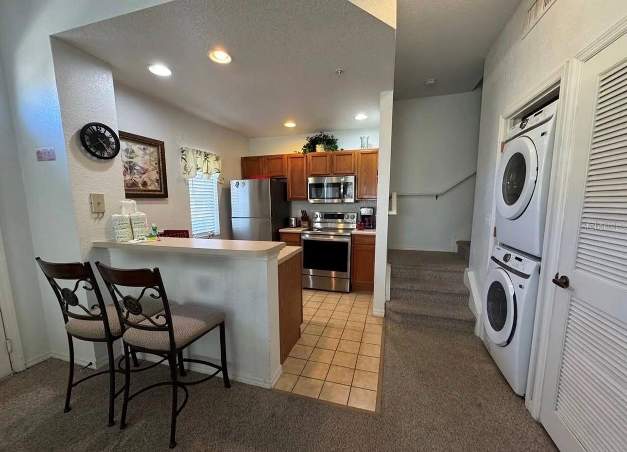 VILLAS AT SEVEN DWARFS LANE CONDO - Residential