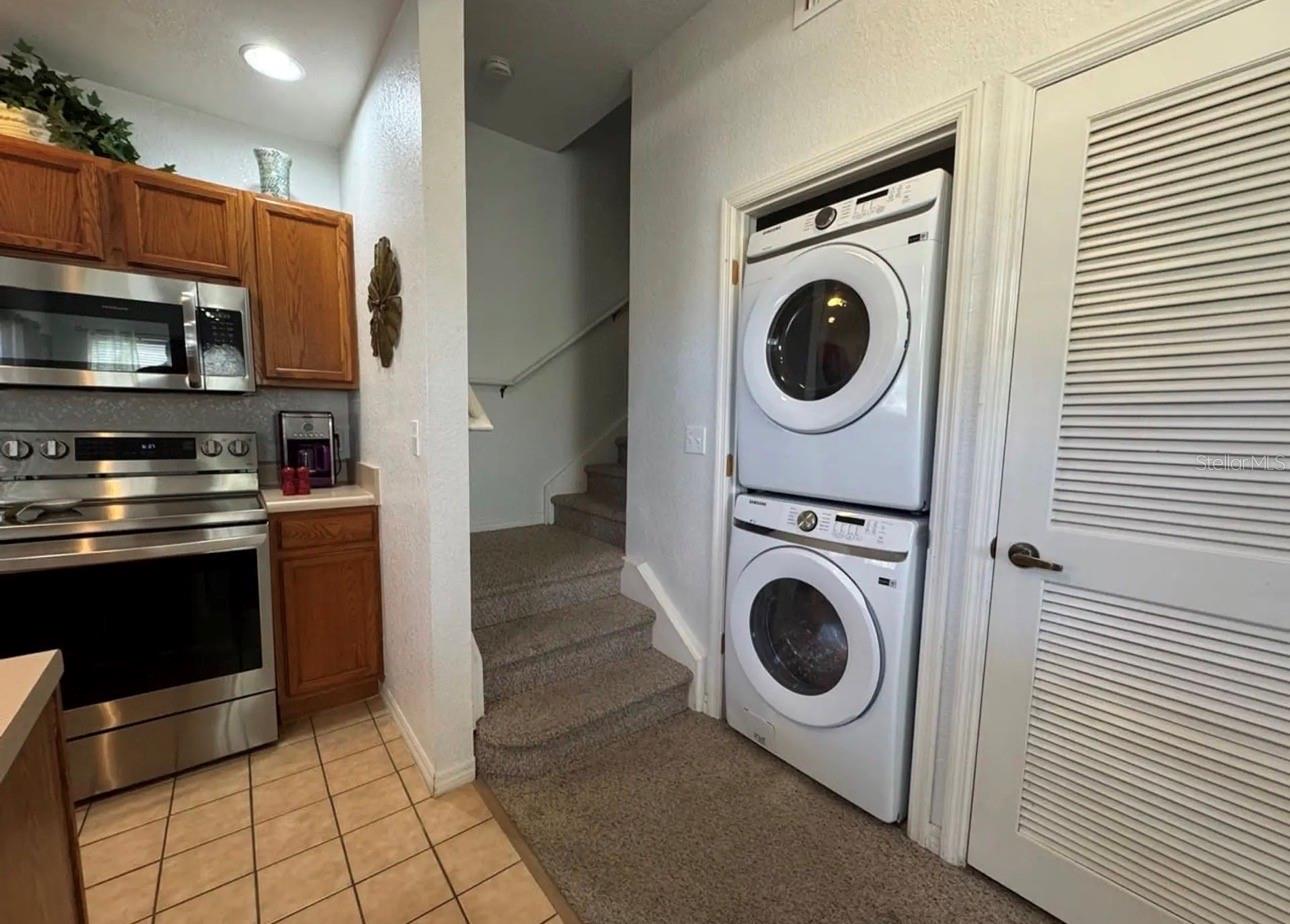 VILLAS AT SEVEN DWARFS LANE CONDO - Residential