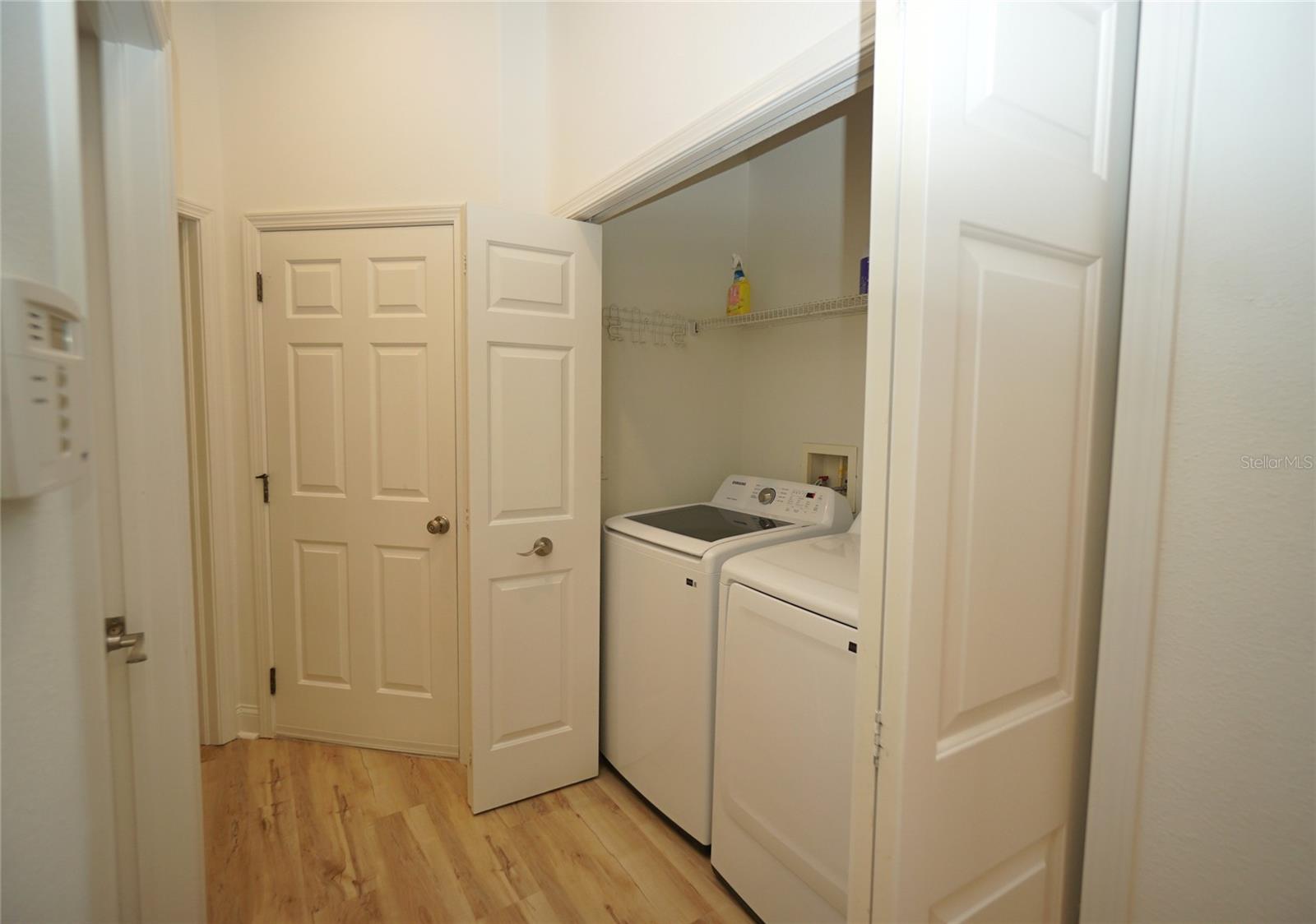 DEVONWOOD RESIDENTIAL - Residential Lease