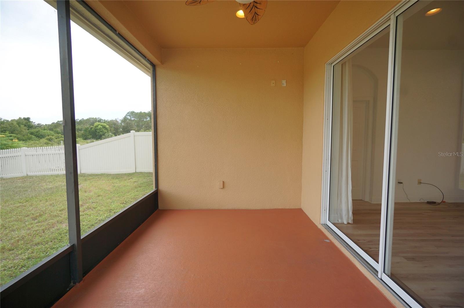 DEVONWOOD RESIDENTIAL - Residential Lease