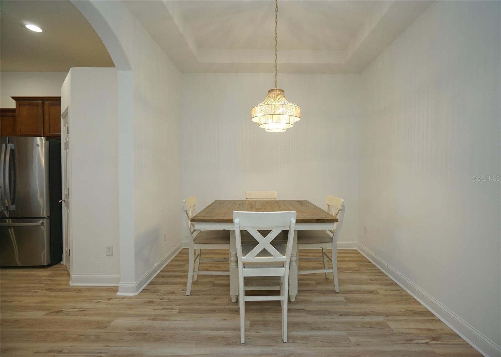 DEVONWOOD RESIDENTIAL - Residential Lease