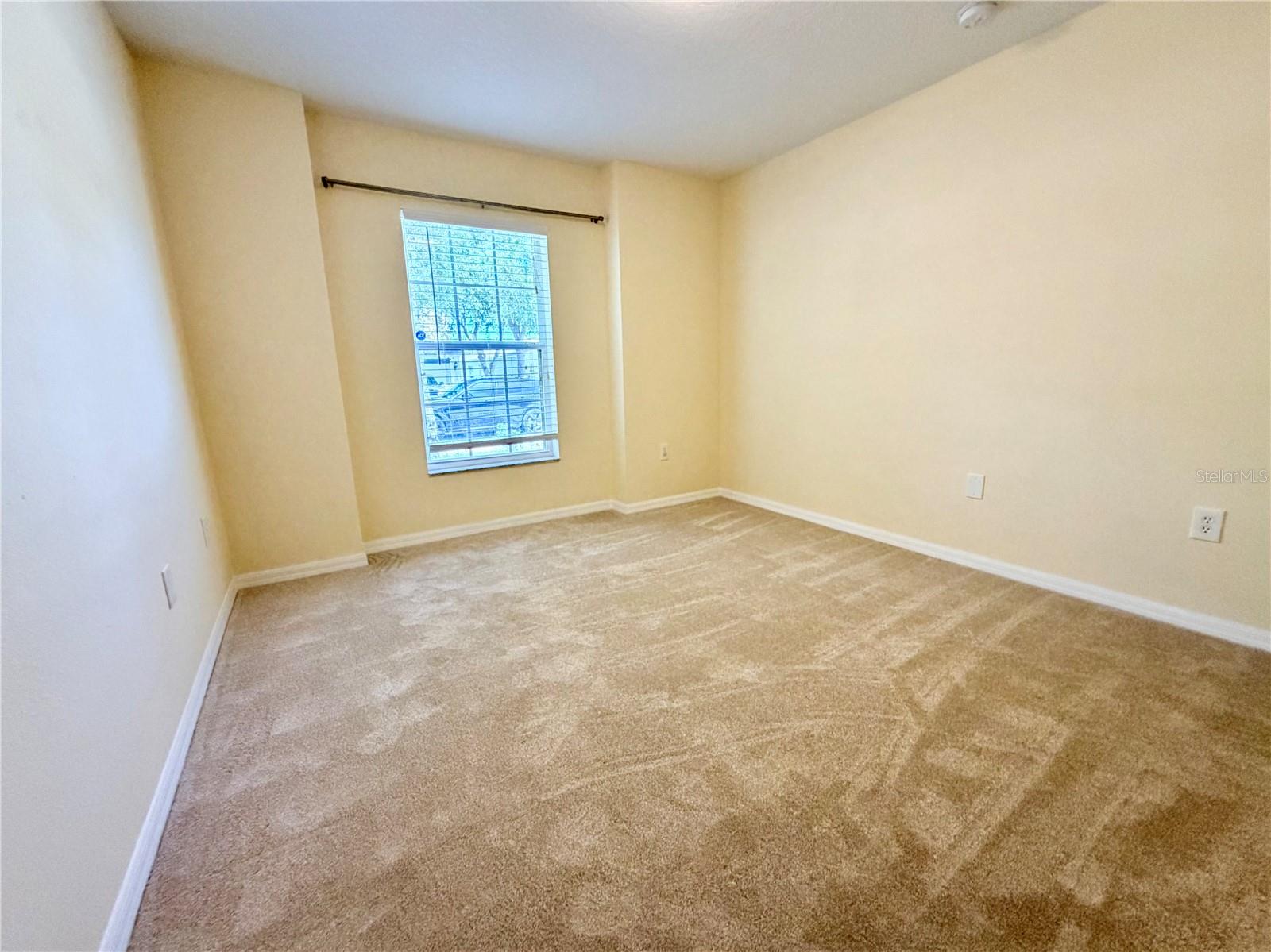 CARRIAGE POINTE PH 1 - Residential Lease