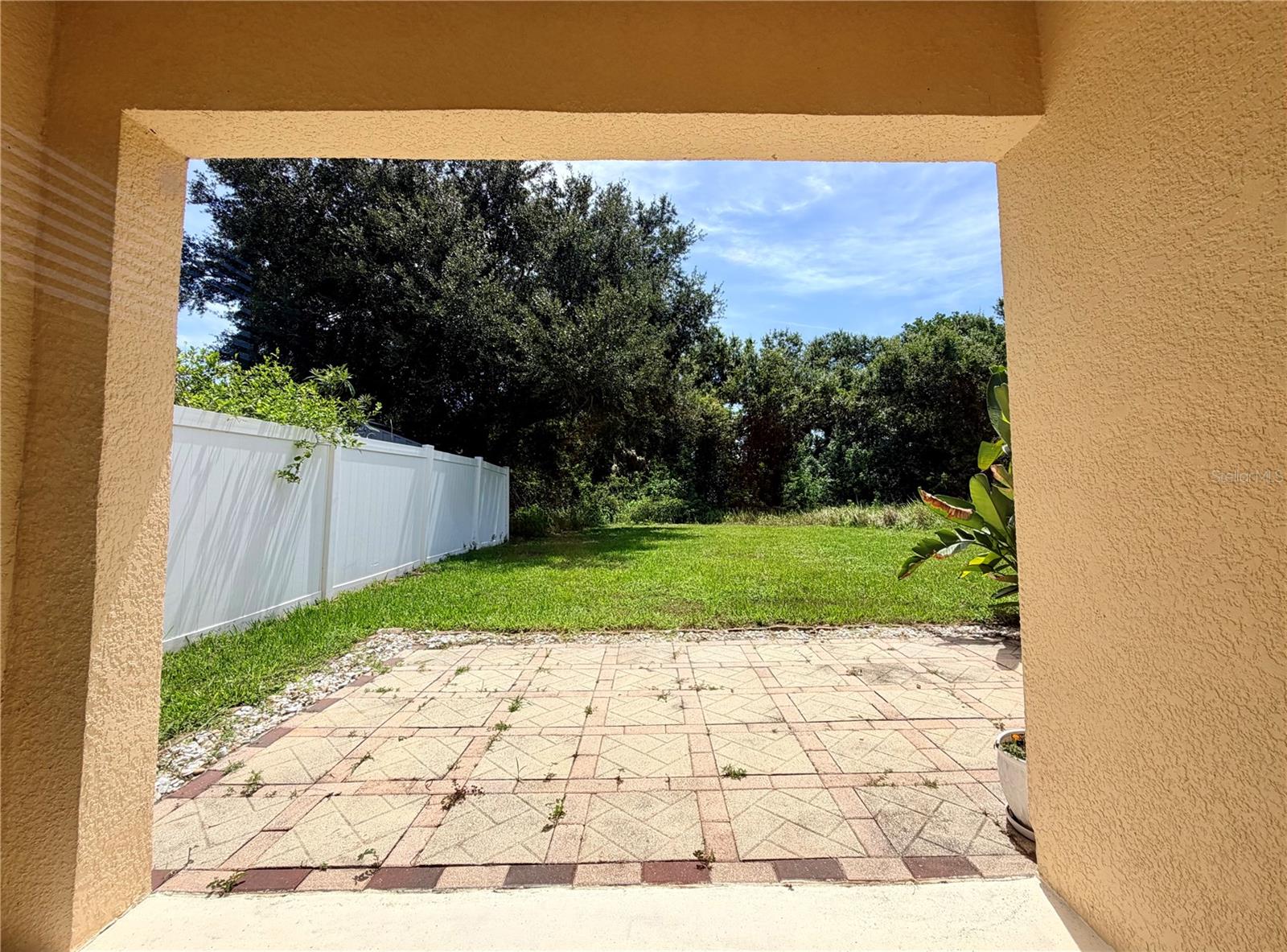 CARRIAGE POINTE PH 1 - Residential Lease