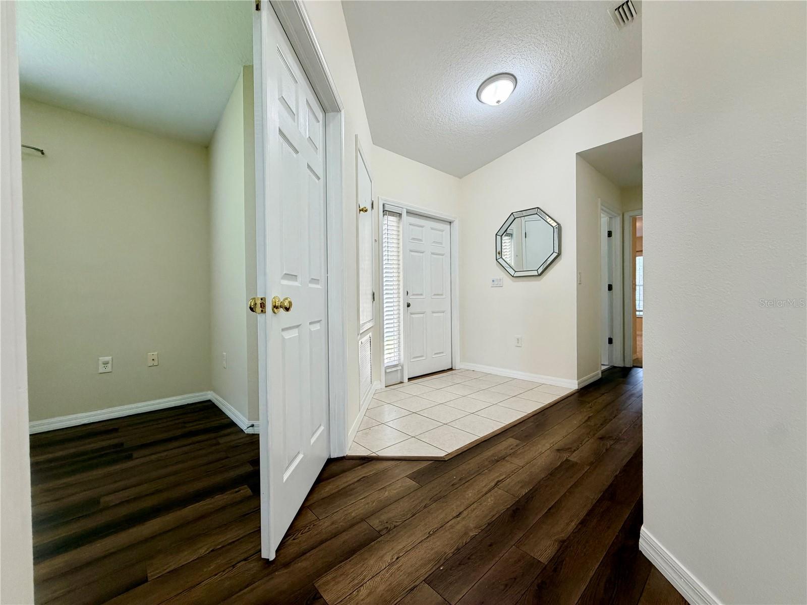 CARRIAGE POINTE PH 1 - Residential Lease