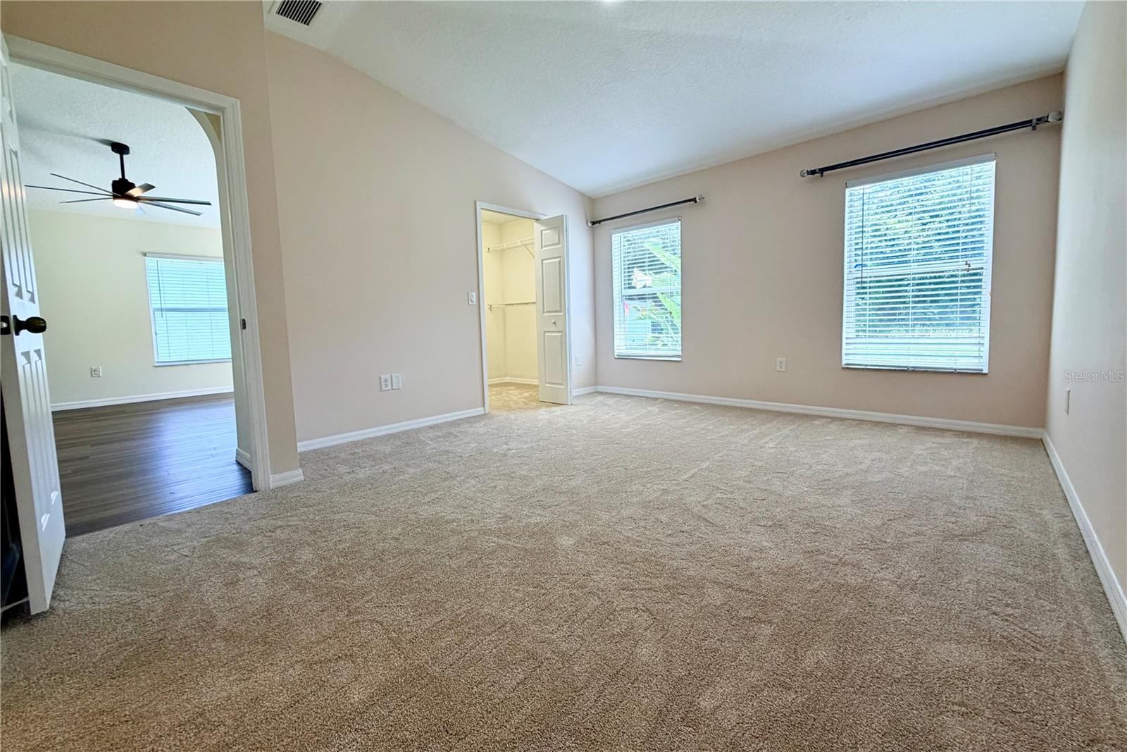CARRIAGE POINTE PH 1 - Residential Lease