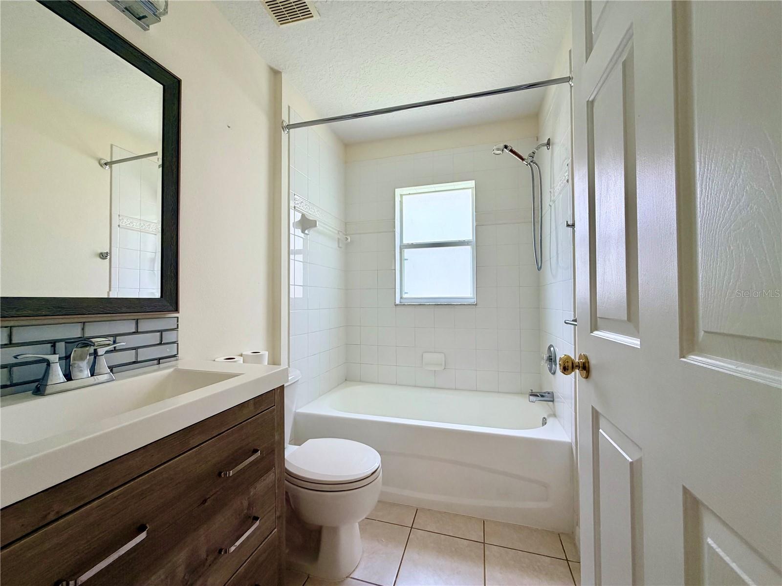 CARRIAGE POINTE PH 1 - Residential Lease