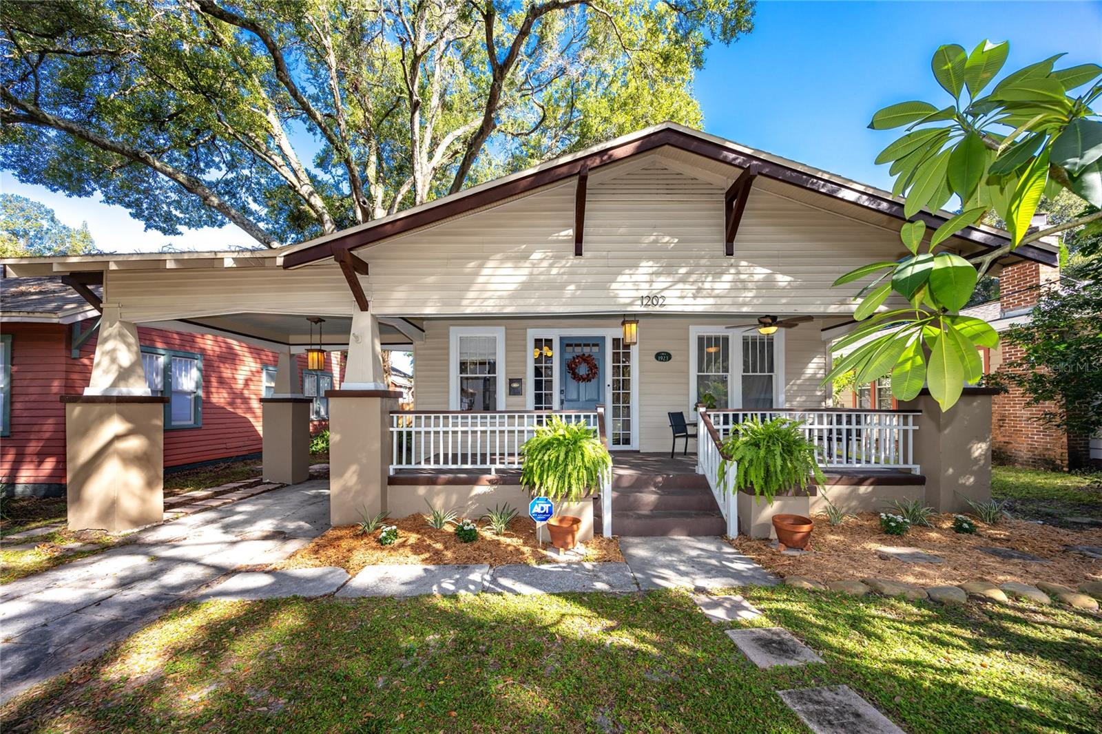 HAMPTON TERRACE - Residential