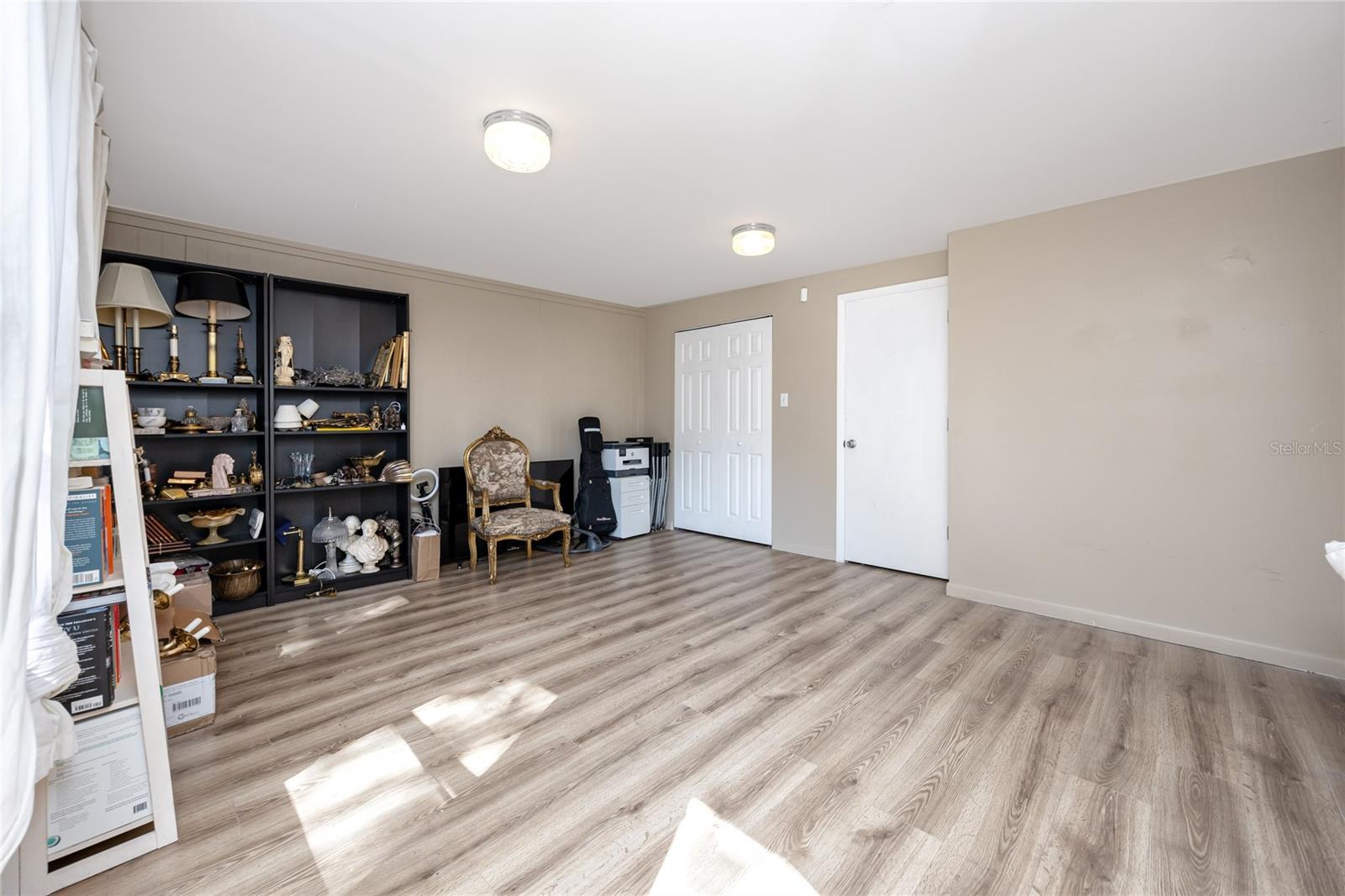 HAMPTON TERRACE - Residential