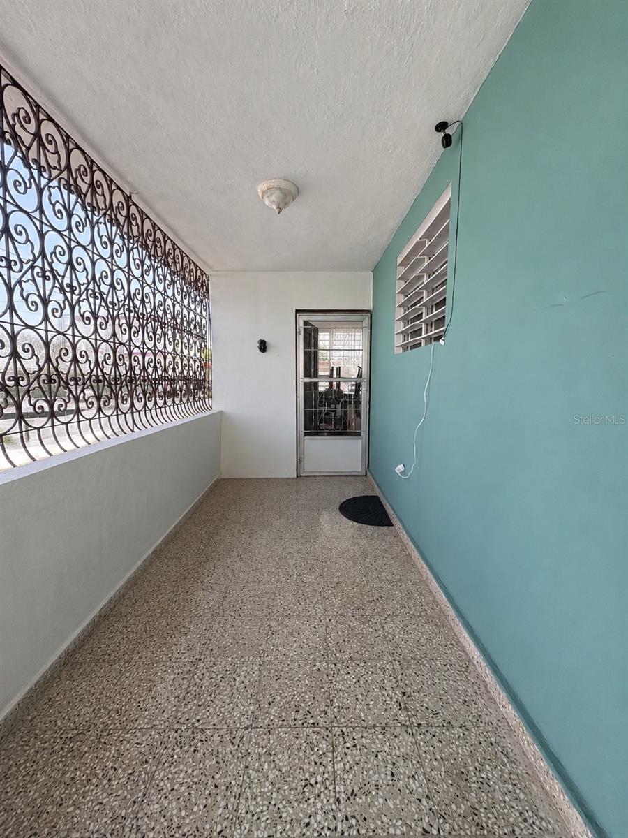 URB SANTA ISIDRA - Residential