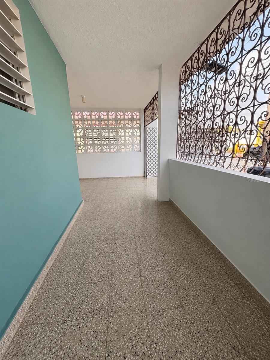 URB SANTA ISIDRA - Residential