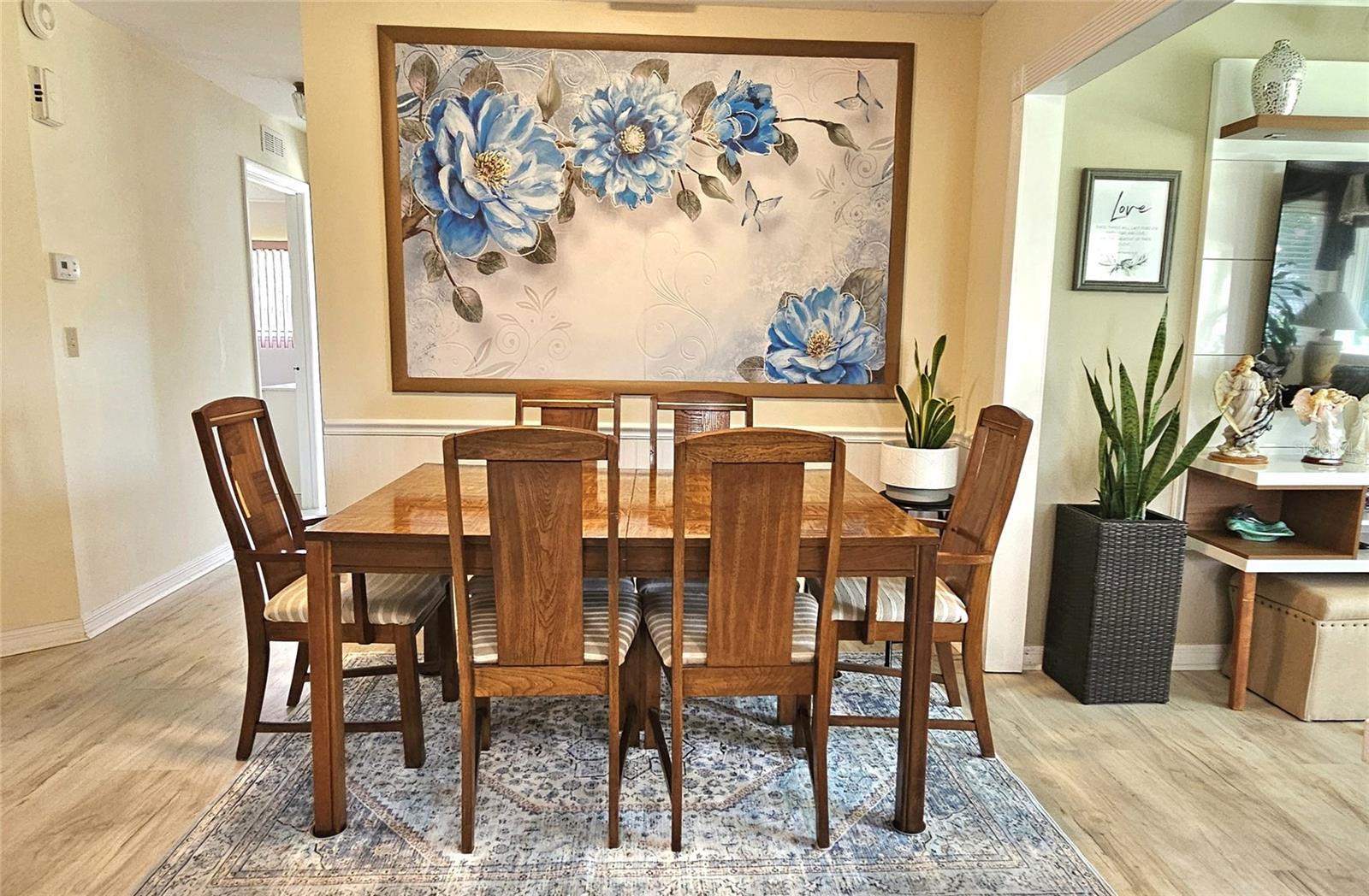 PALM CAY - Residential